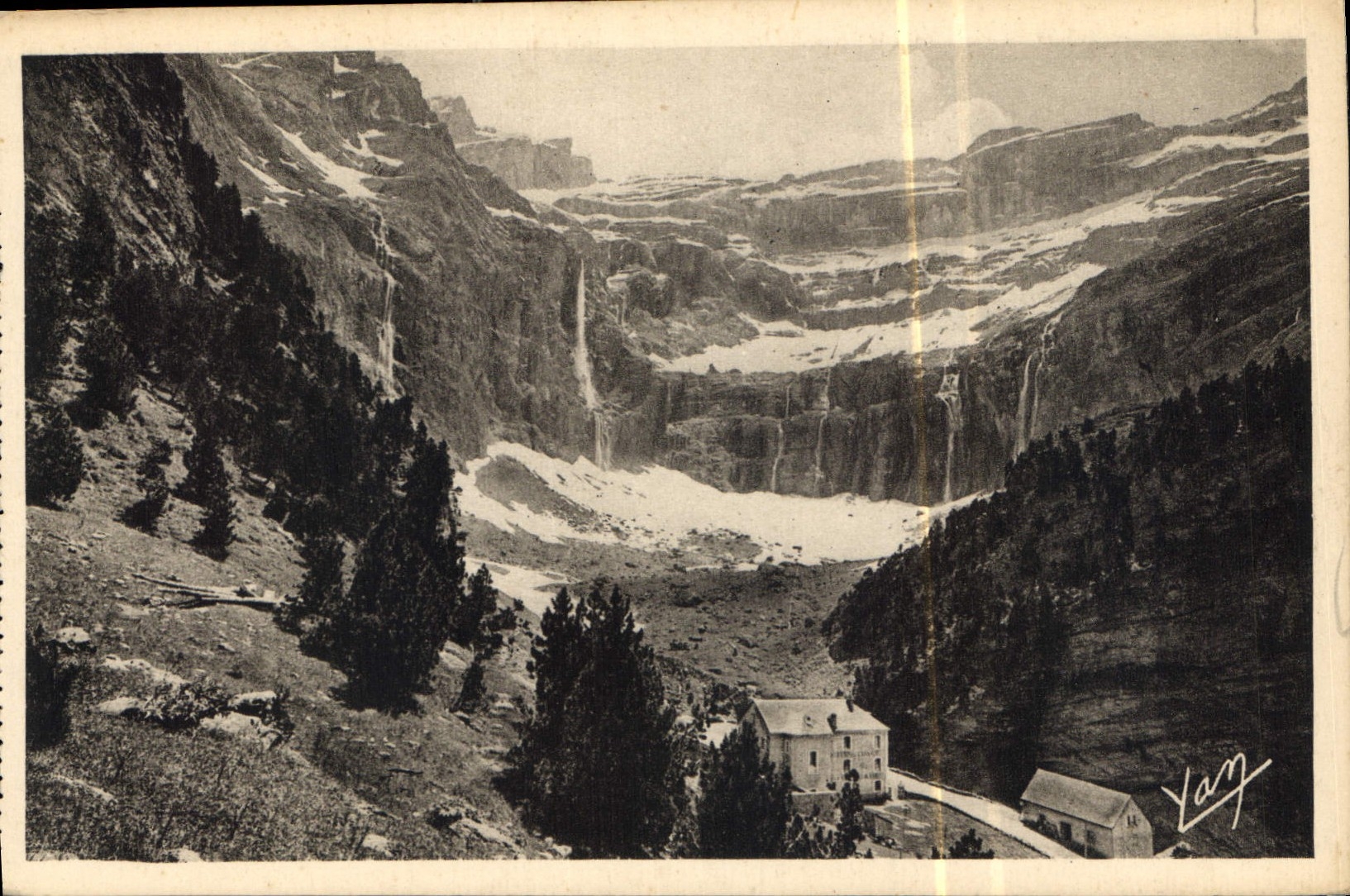 CPA Gavarnie Le Cirque et l'Hotel 