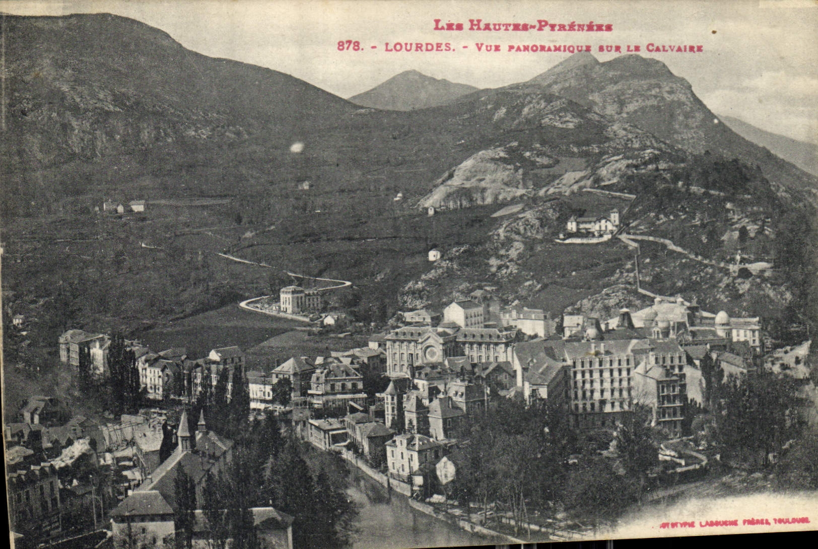 CPA Lourdes Vue Panoramique sur le Calvaire 