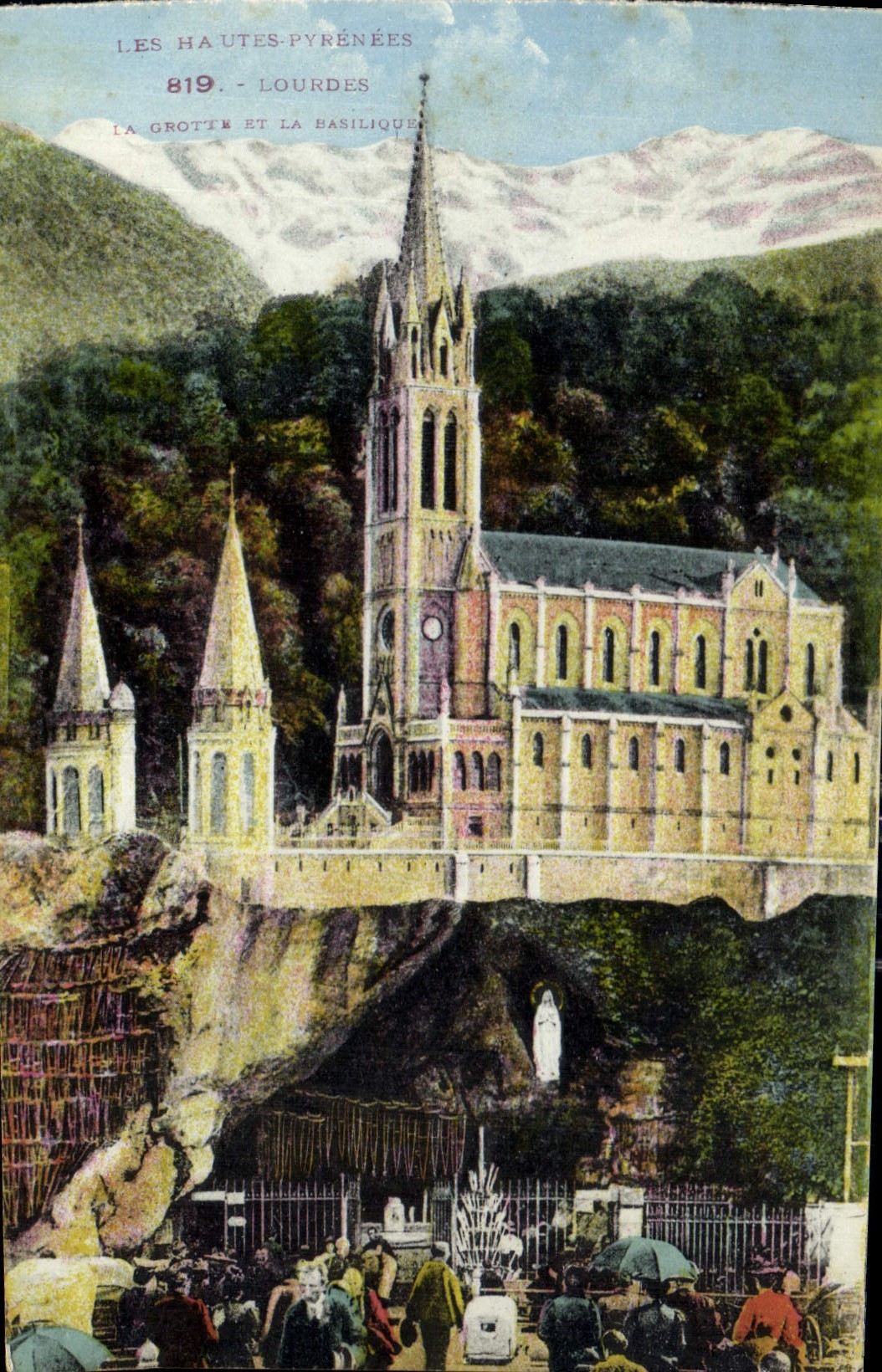 CPA Lourdes La Grotte et la Basilique 
