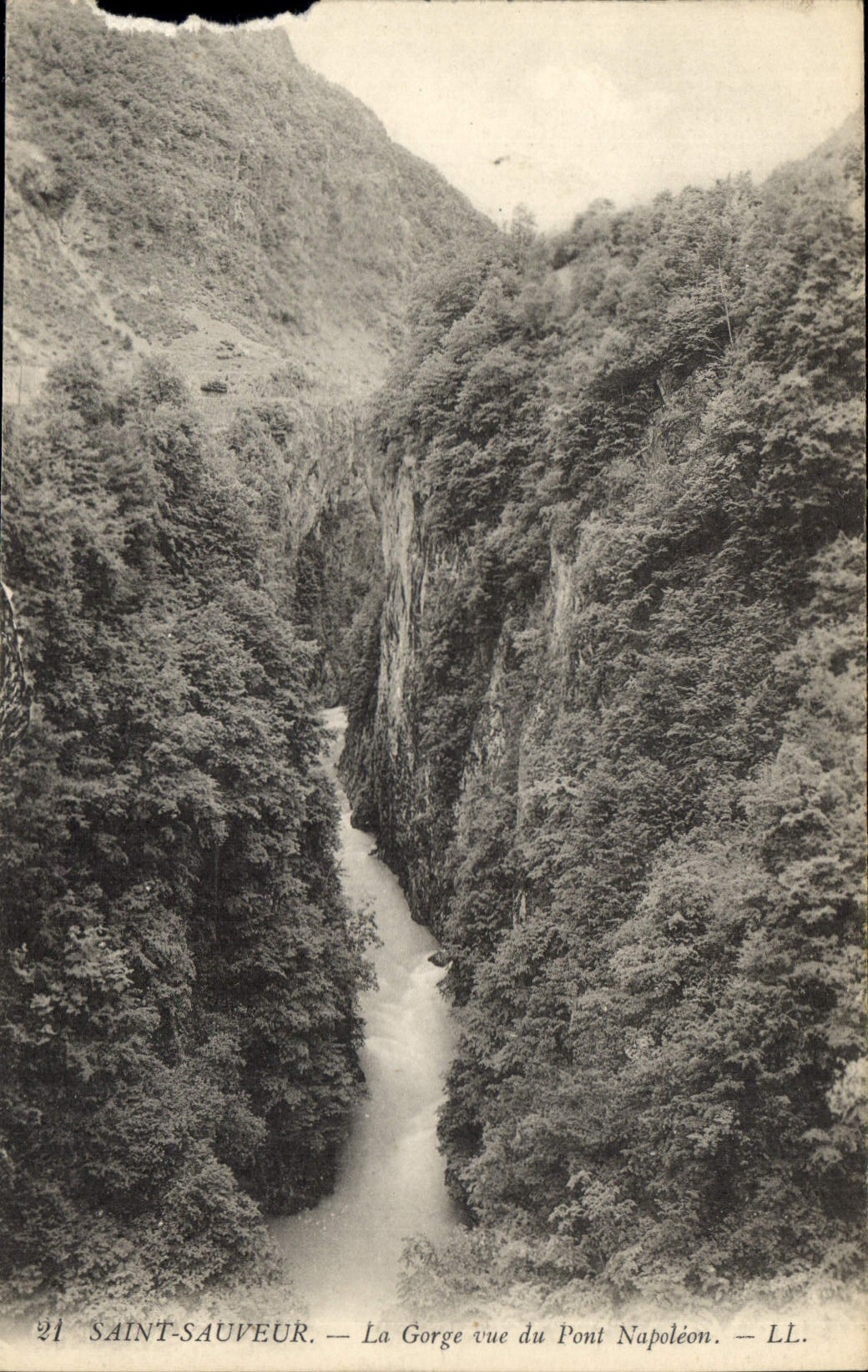 CPA Saint Sauveur La Gorge vue du Pont Napoleon 