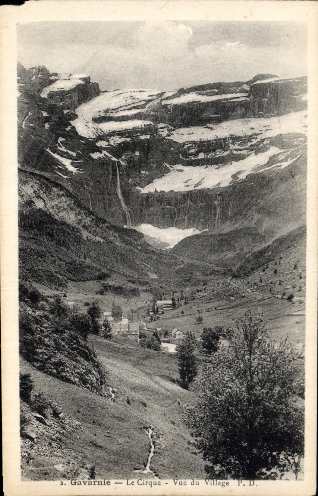 CPA Gavarnie Le Cirque Vue du Village 