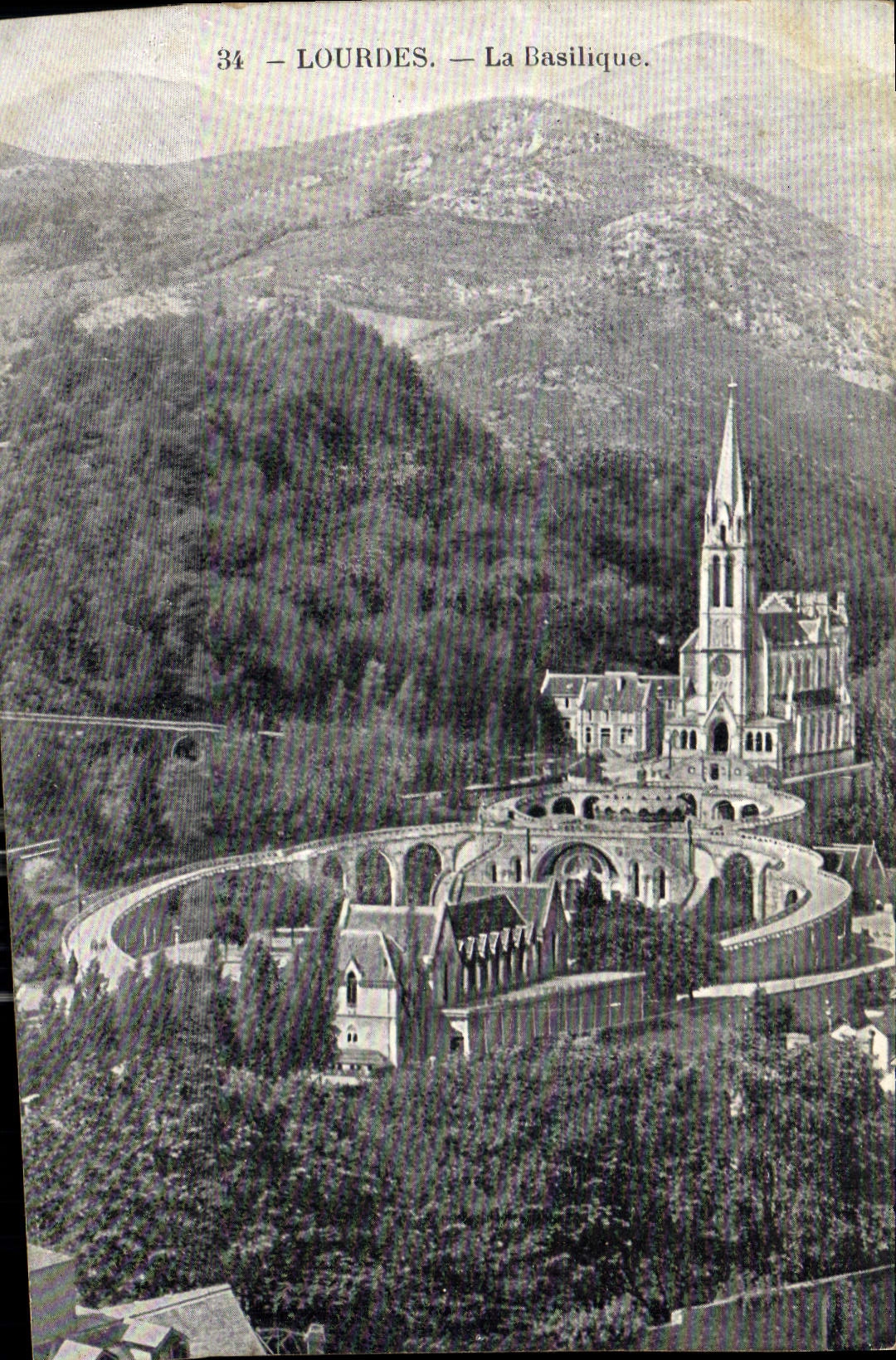 CPA Lourdes La Basilique 