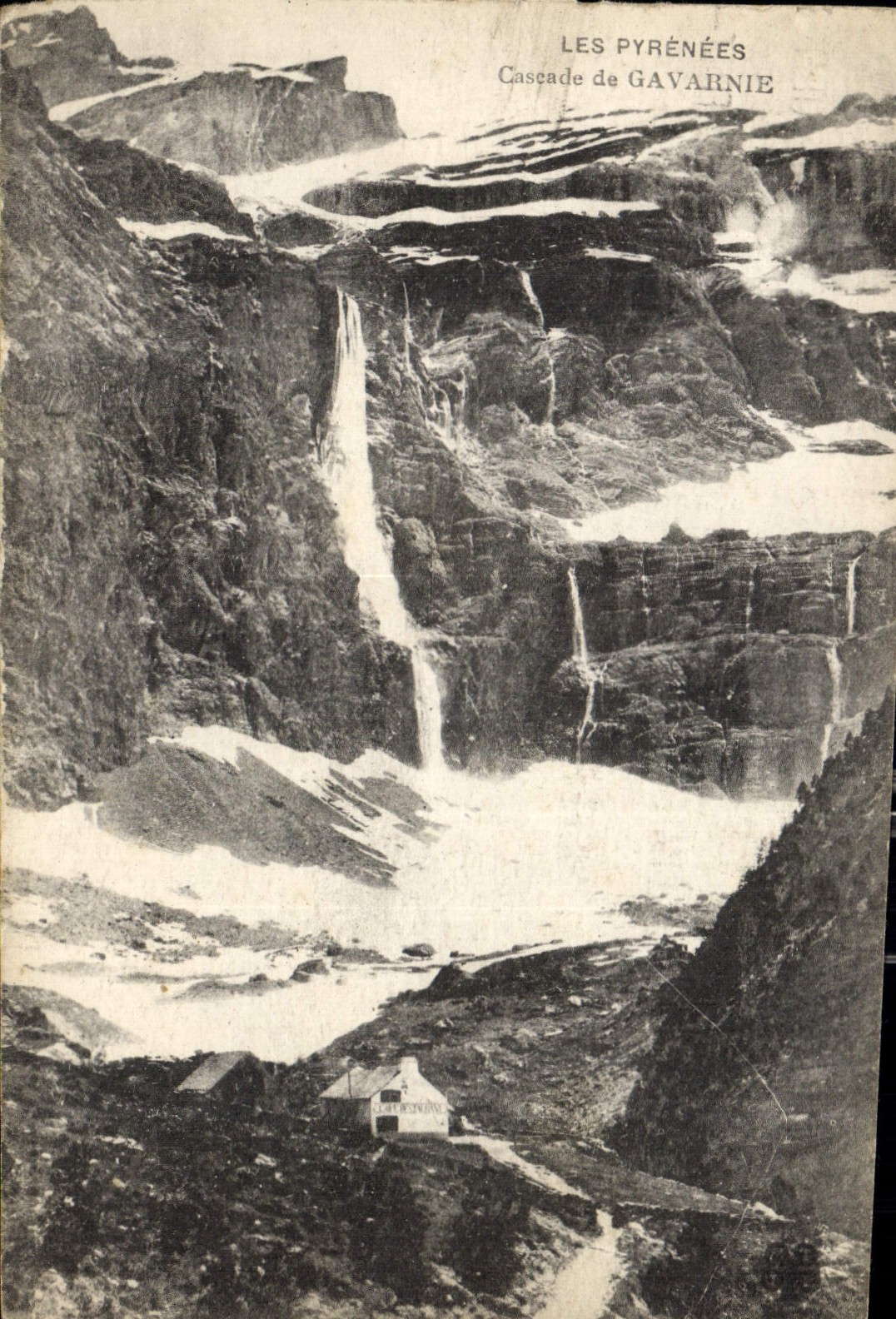 CPA Les Pyrenees Cascade de Gavarnie 