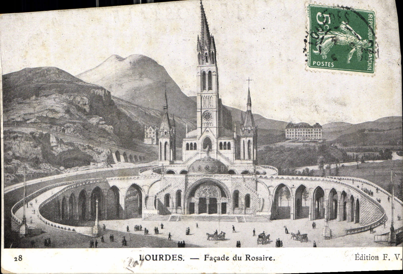 CPA Lourdes Facade du Rosaire 