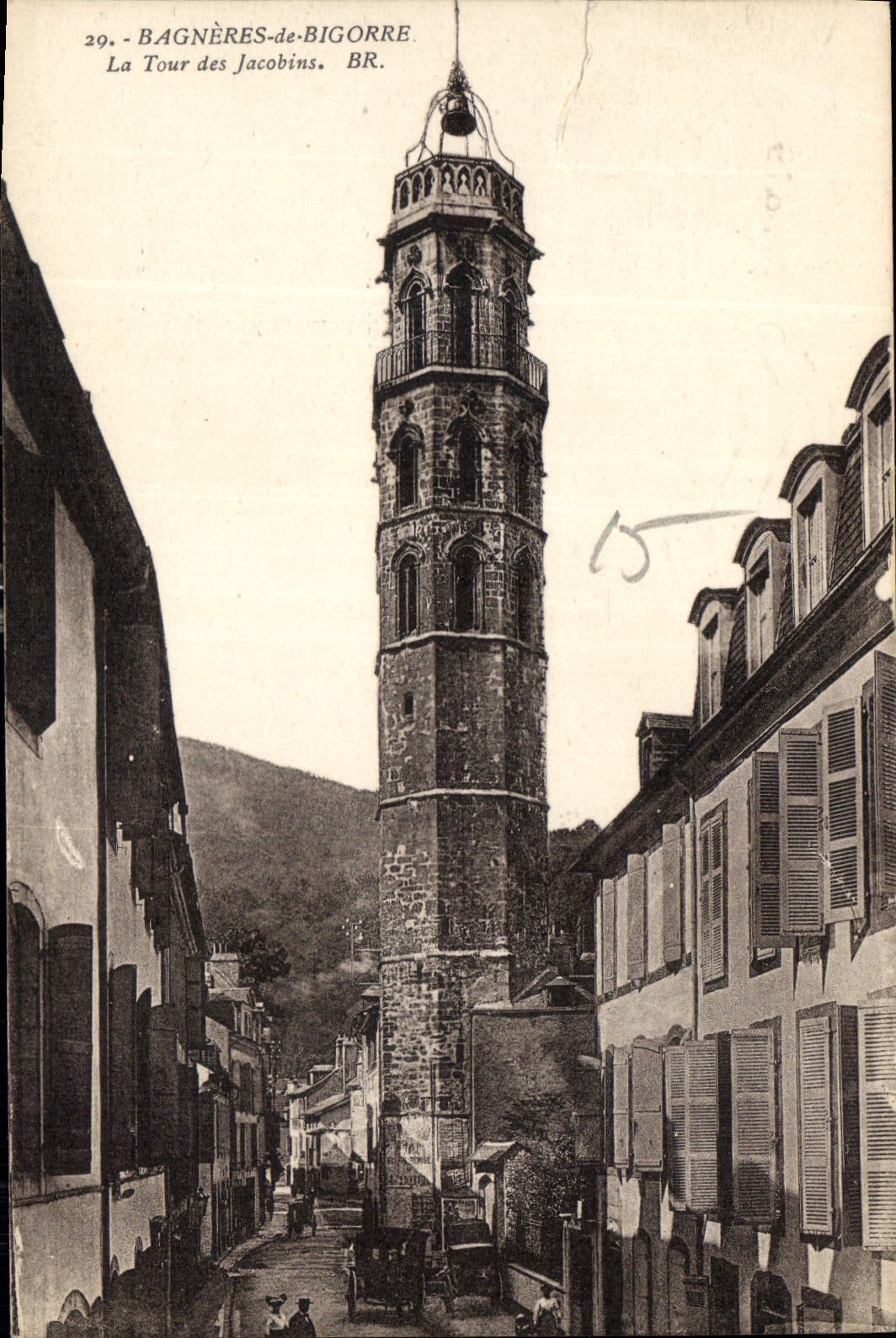 CPA Bagneres de Bigorre La Tour des Jacobins 