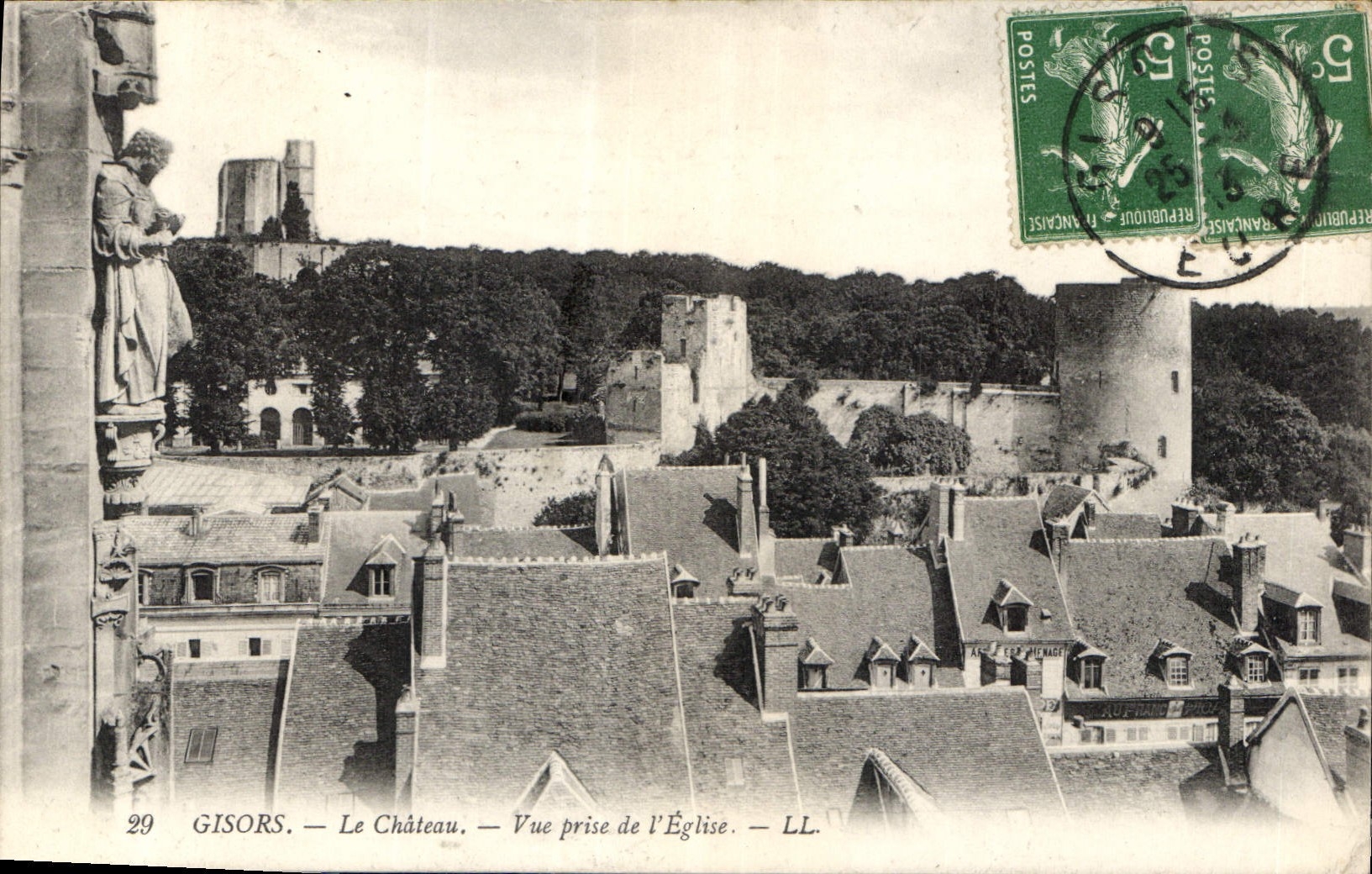 CPA Gisors Le Chateau Vue prise de l'Eglise 