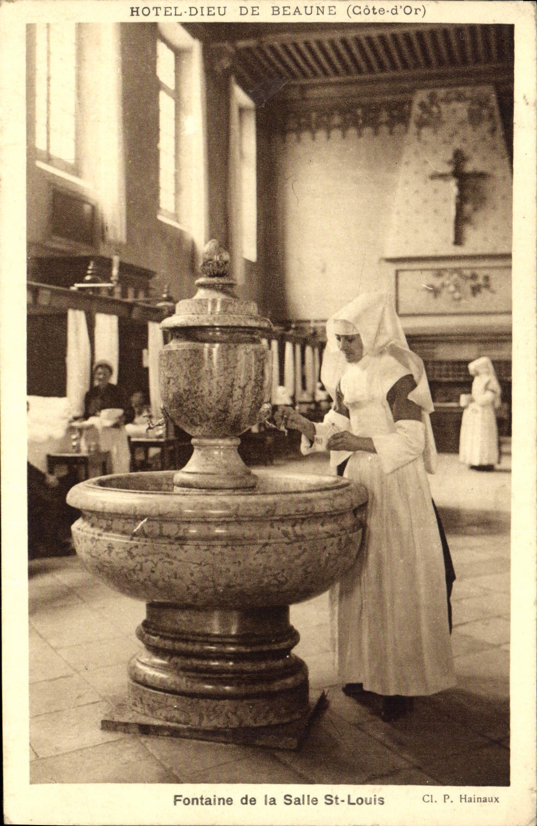 CPA Hotel de Beaune Cote d'Or Fontaine de la Salle St Louis