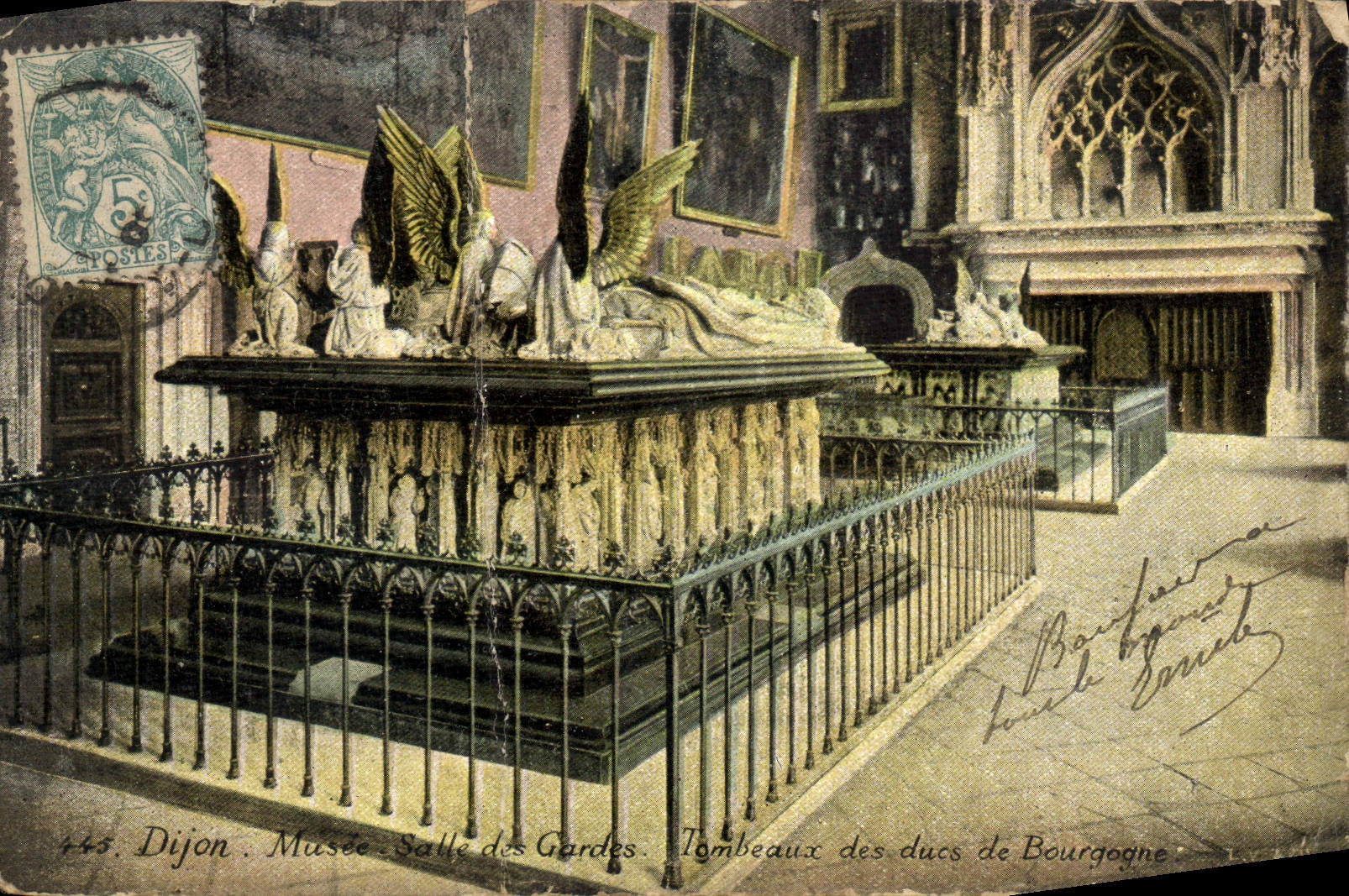 CPA Dijon Musee Salles des Gardes Tombeaux des ducs de Bourgogne 