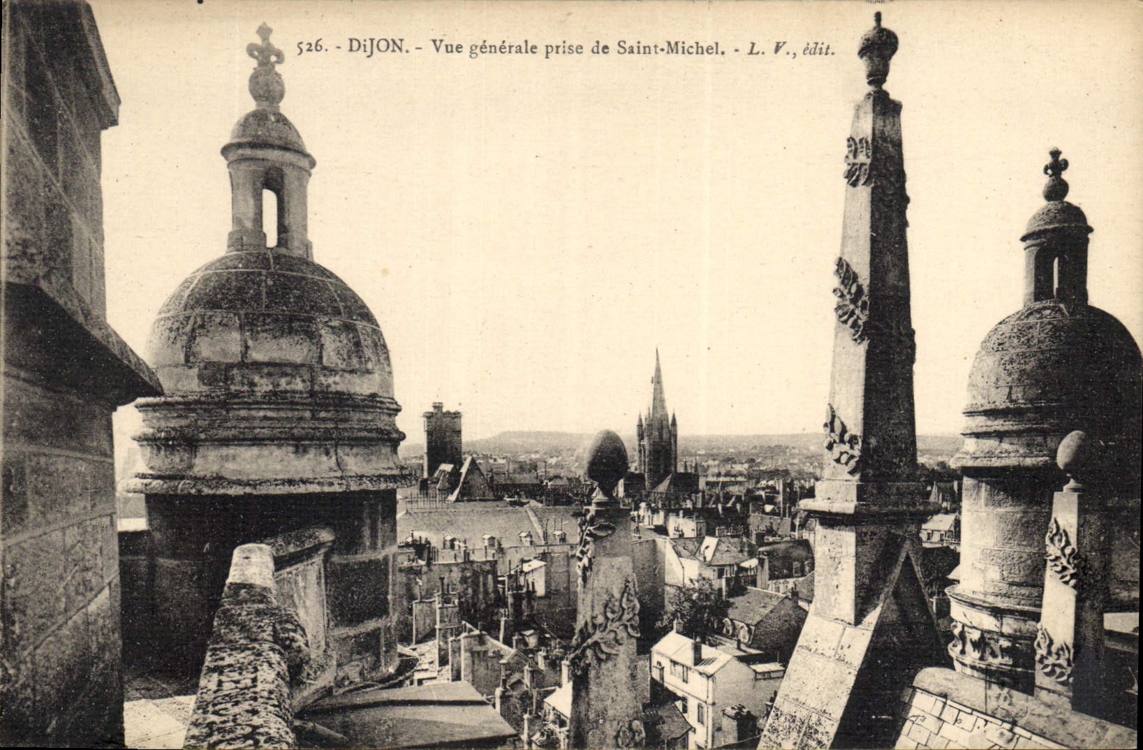 CPA Dijon Vue generale prise de Saint Michel 