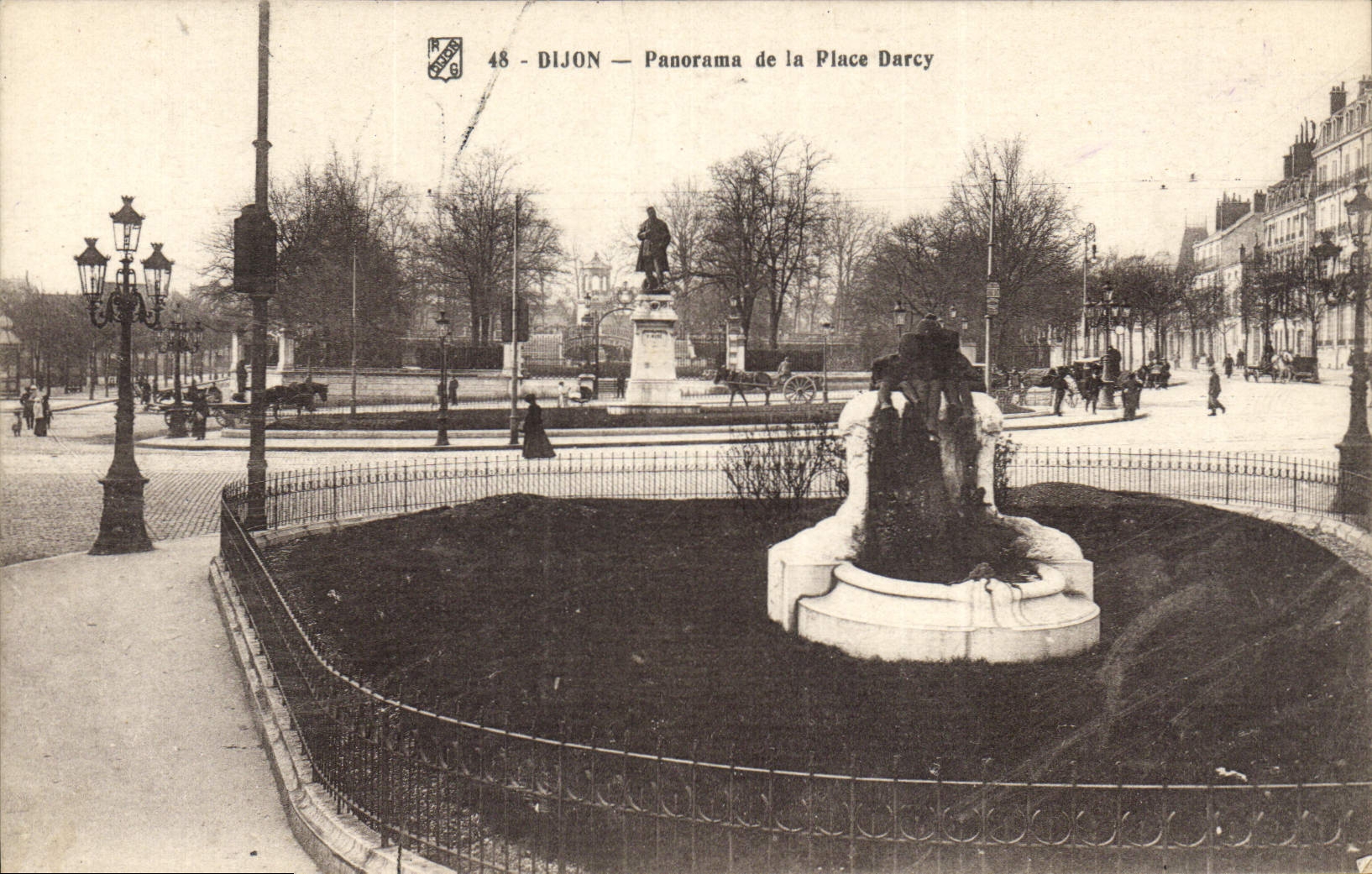 CPA Dijon Panorama de la Place Darcy 