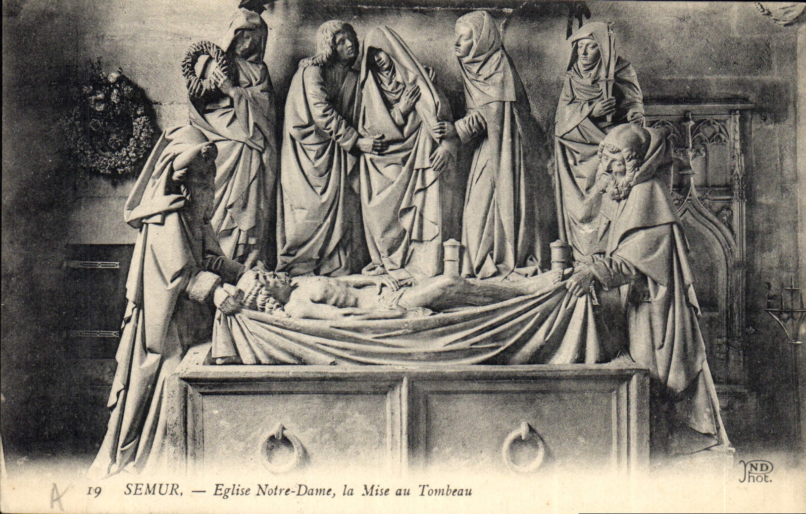 CPA Semur Eglise Notre Dame la Mise au Tombeau