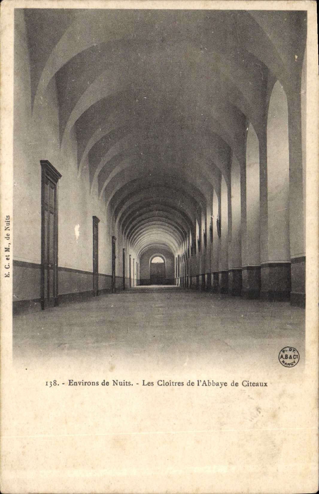 CPA Environs de Nuits Les Cloitres de l'Abbaye de Citeaux