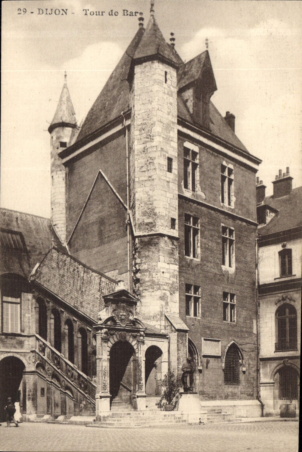CPA Dijon Tour de Bar 