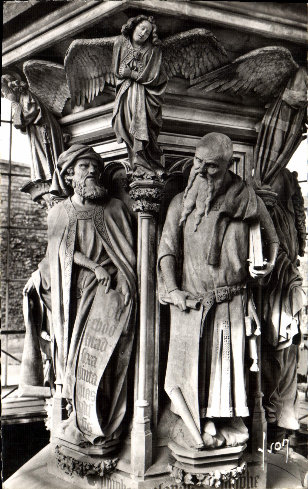 CPA Dijon Cote d'Or Abbaye de Champmol le Puits de Moise Daniel et Isaie