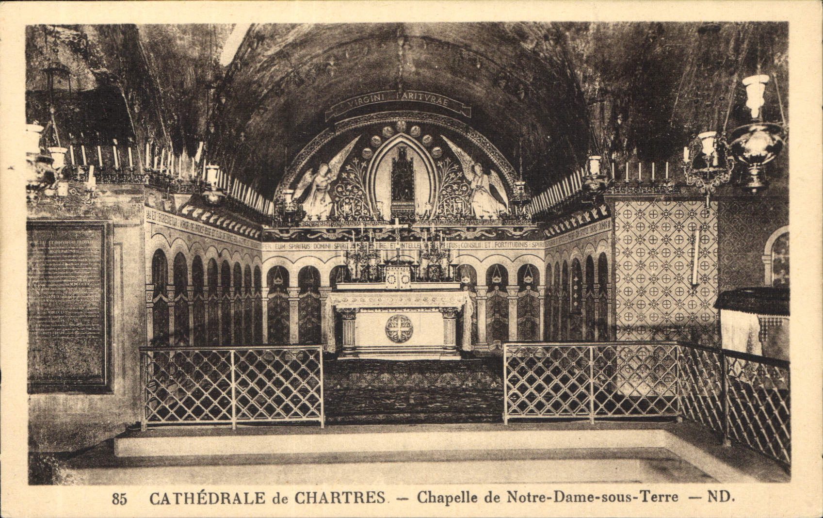 CPA Cathedrale de Chartres Chapelle de Notre Dame sous Terre