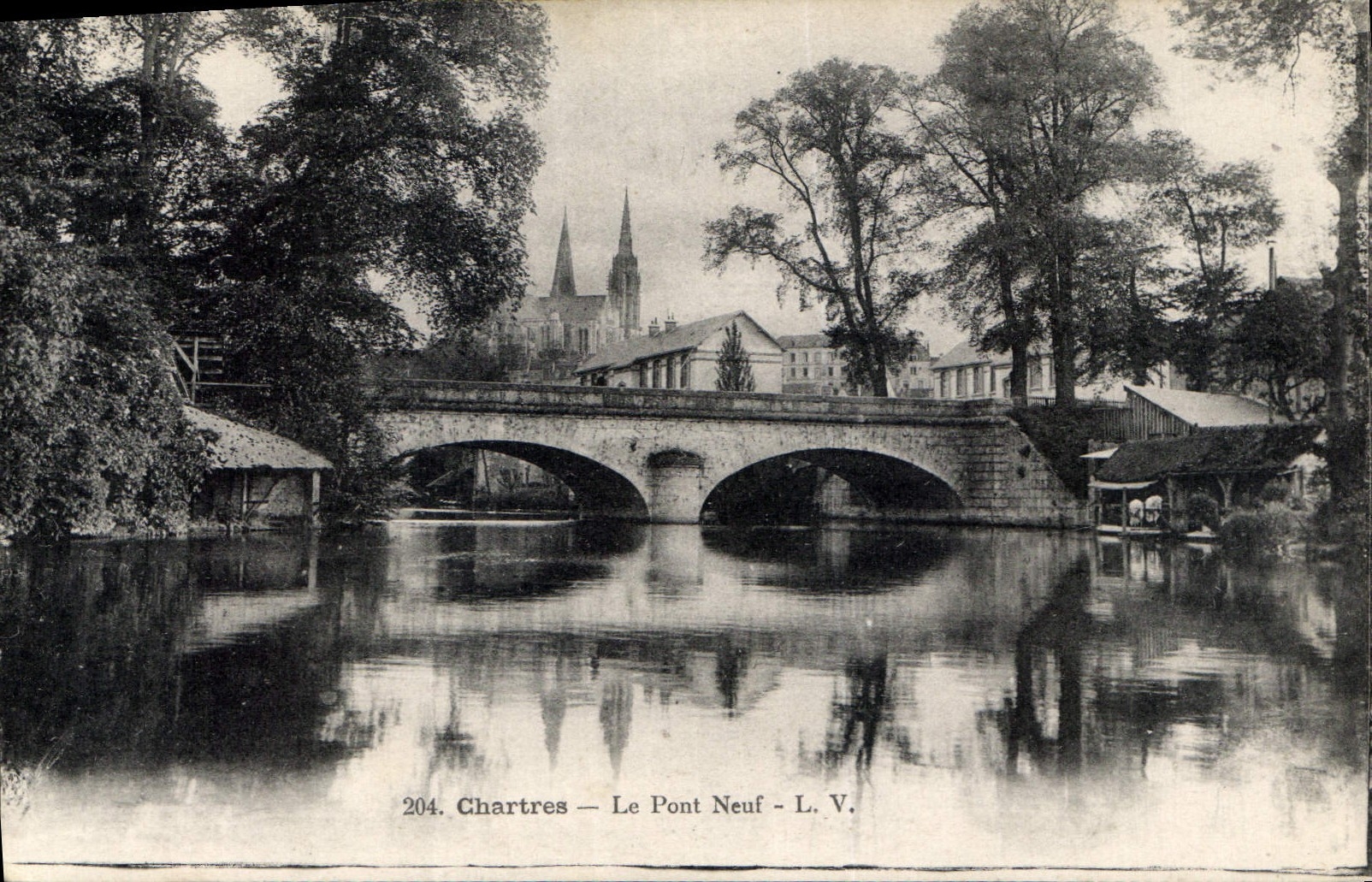 CPA Chartres Le Pont Neuf 