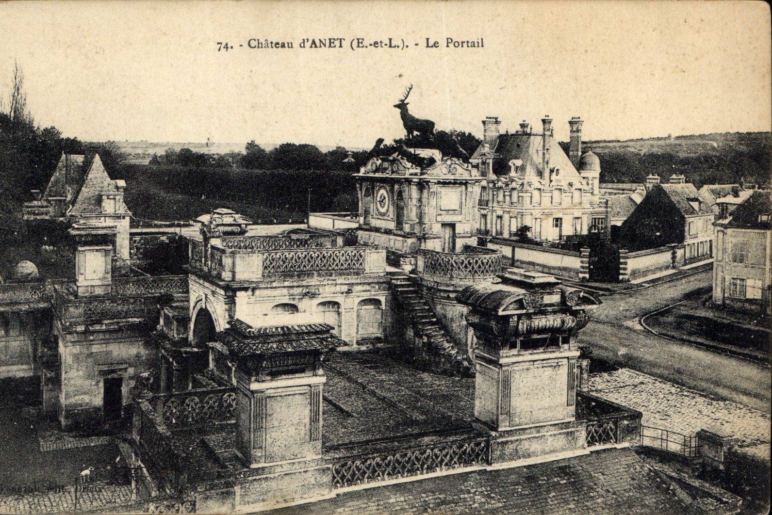 CPA Chateau d'Anet E et L Le Portail