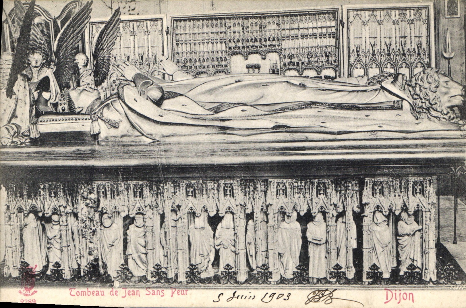 CPA Dijon Tombeau de Jean Sans Peur 