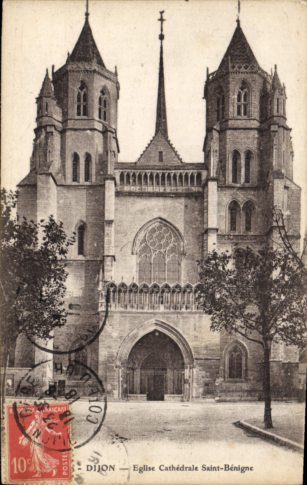 CPA Dijon Eglise Cathedrale Saint Benigne 