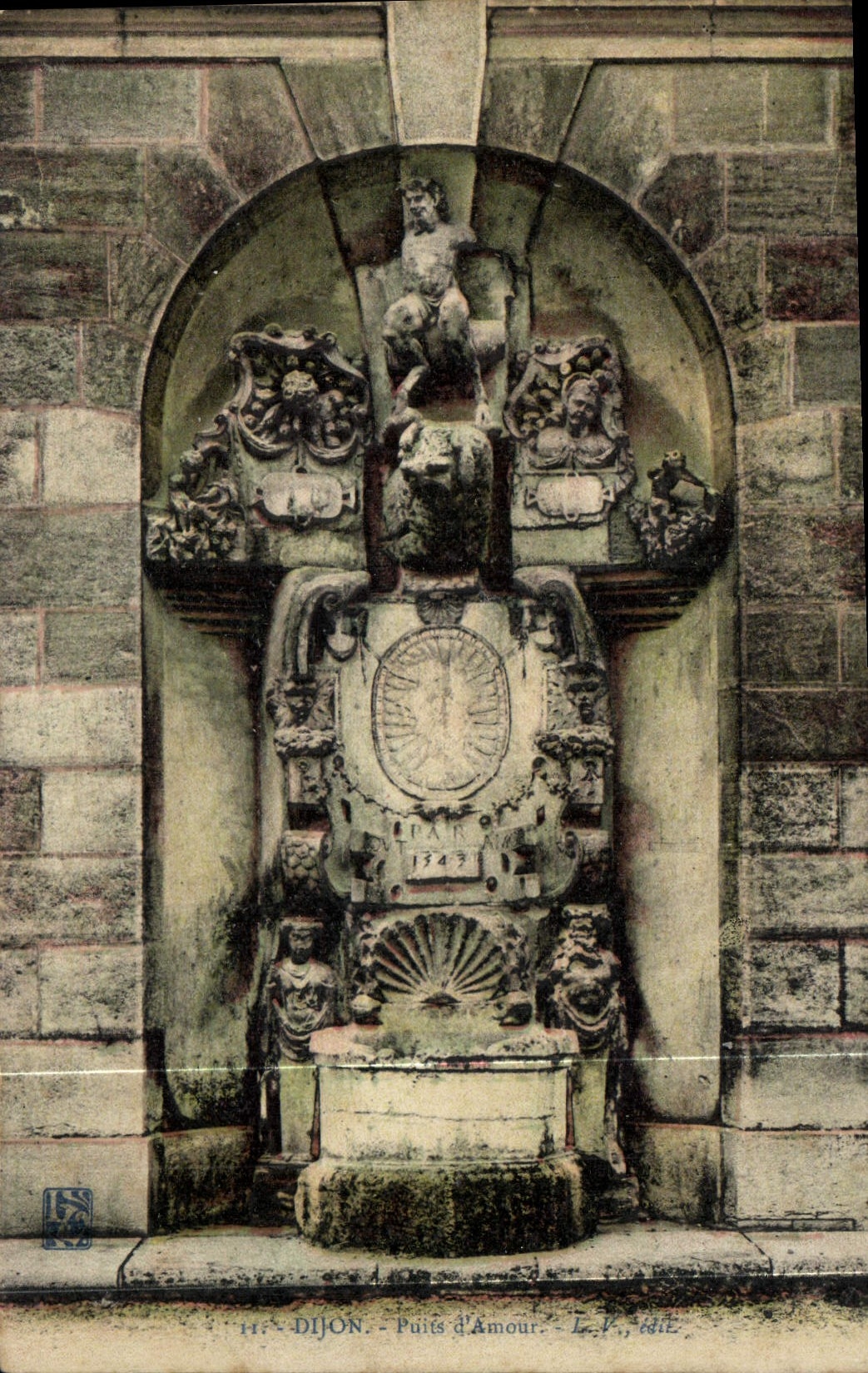 CPA Dijon Puits d'Amour 