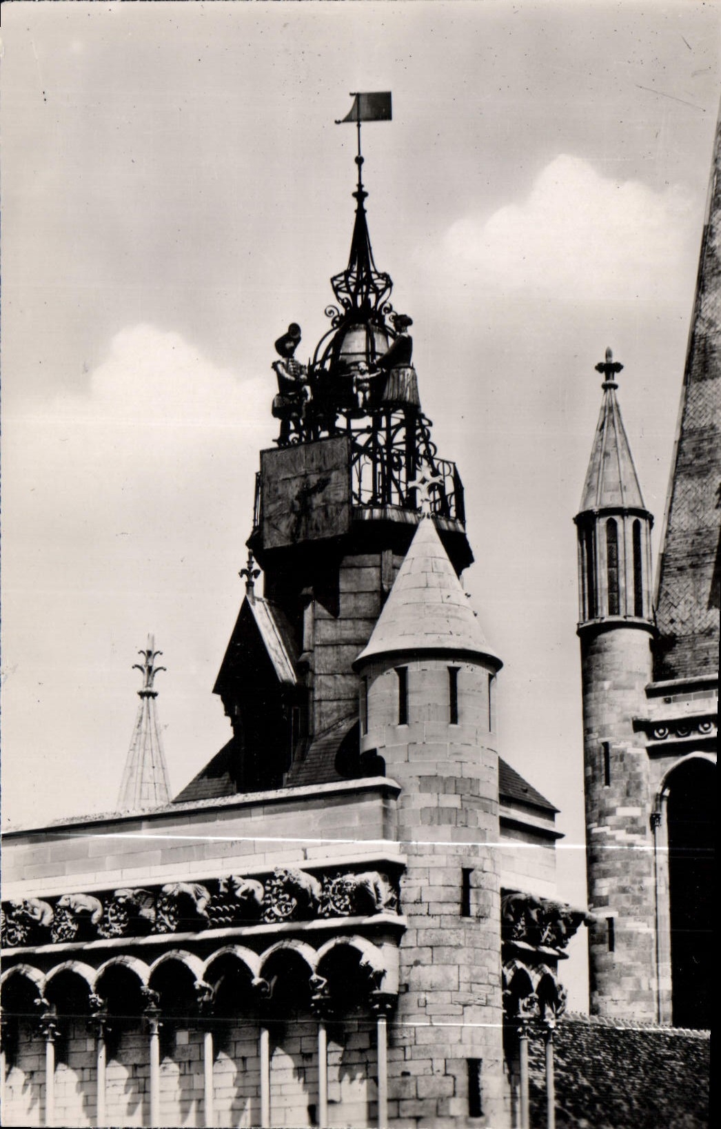 CPA Dijon Cote d'Or Le Jacquemart de l'Eglise 