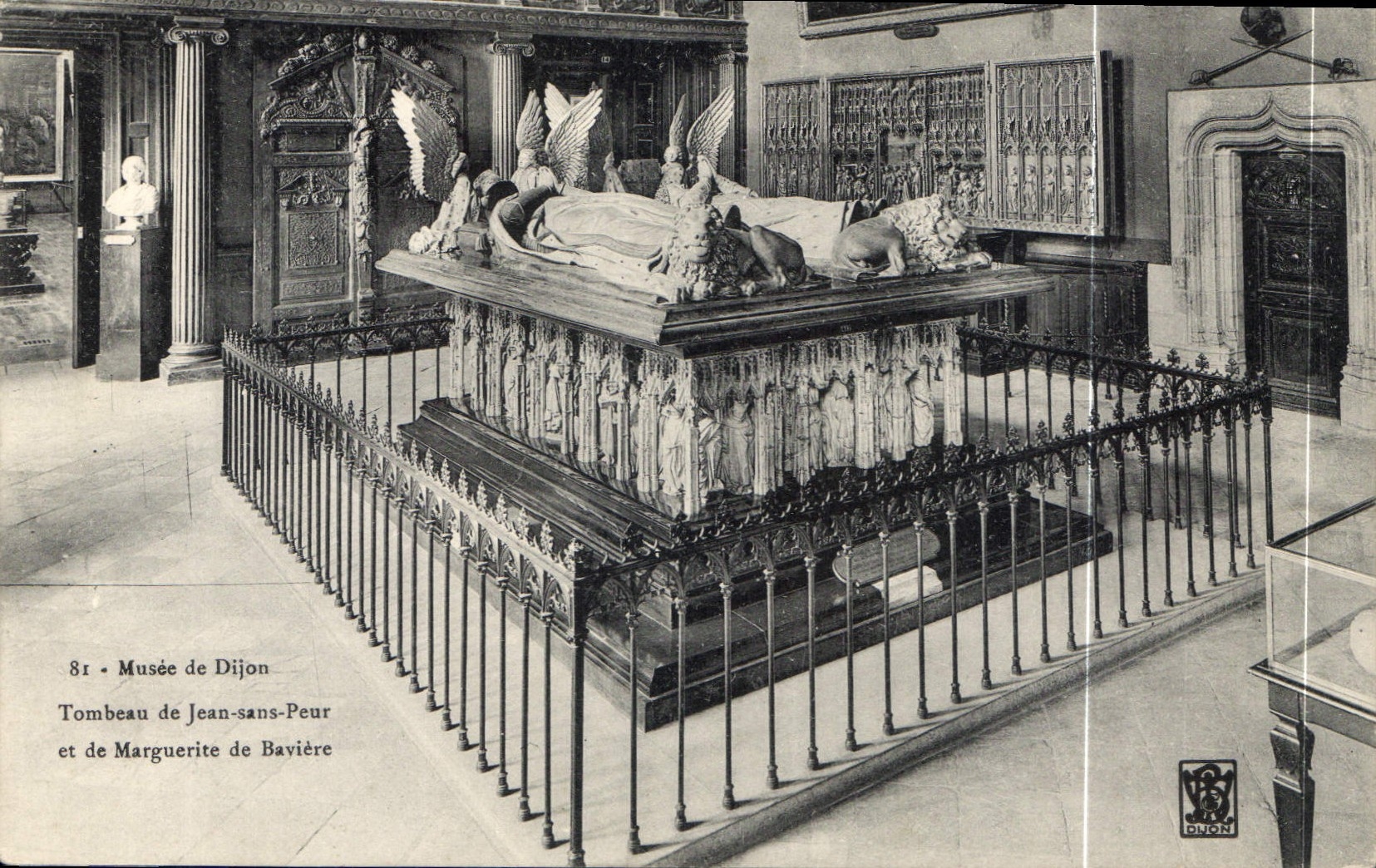 CPA Musee de Dijon Tombeau de Jean sans Peur 
