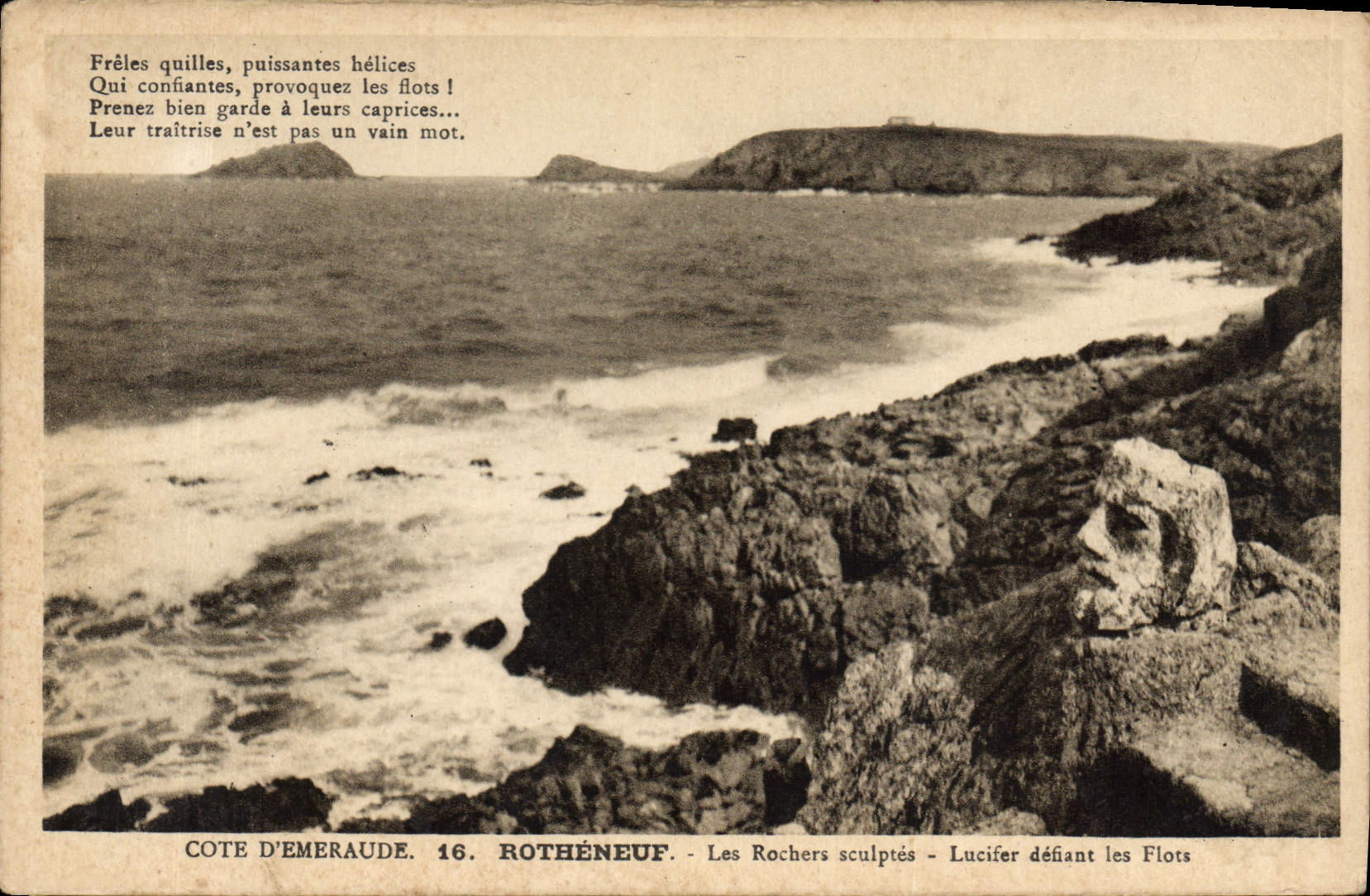 CPA Rotheneuf Les Rochers sculptes Lucifer defiant les Flots