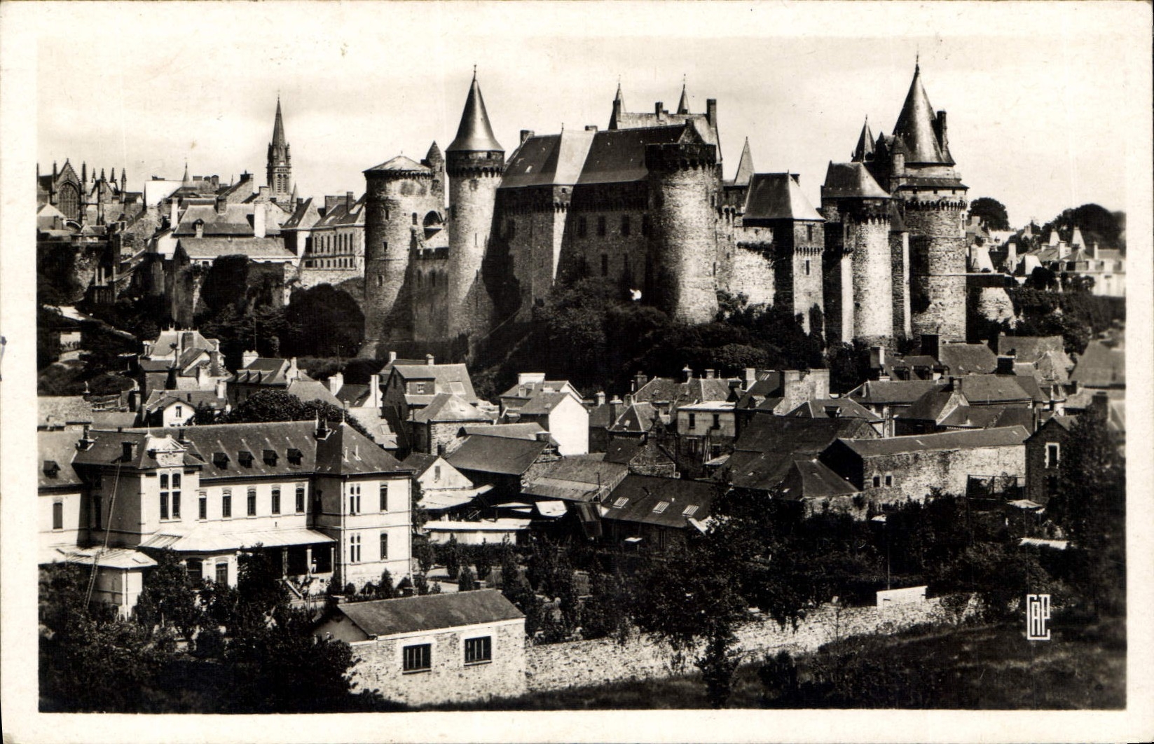 CPA Vitre Facade Ouest du Chateau 
