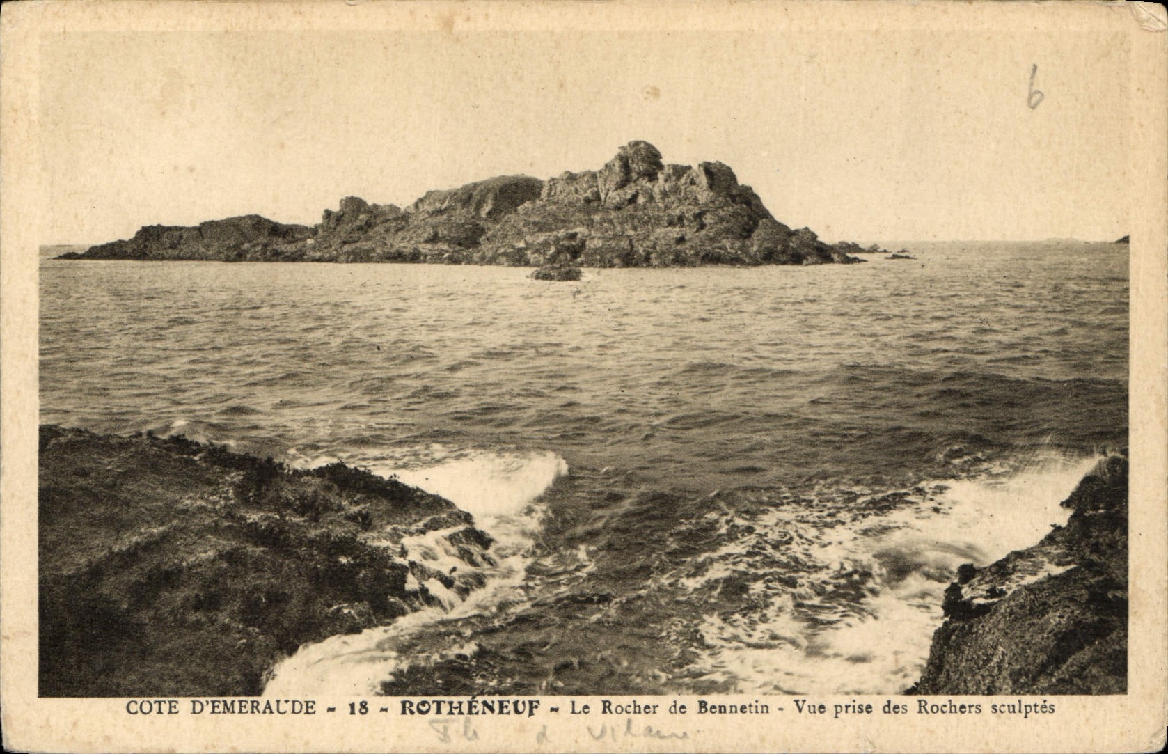 CPA Rotheneuf Le Rocher de Bennetin Vue prise des Rochers sculptes 