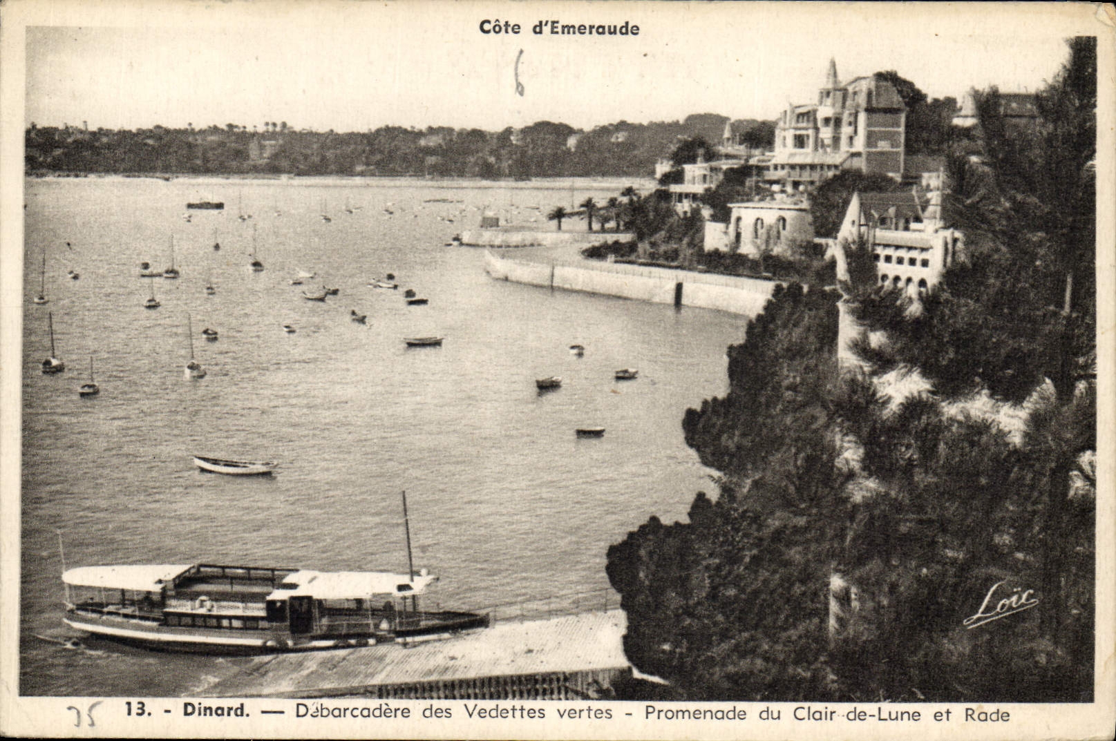CPA Dinard Debarcadere des Vedettes vertes Promenade du Clair de Lune et Rade 