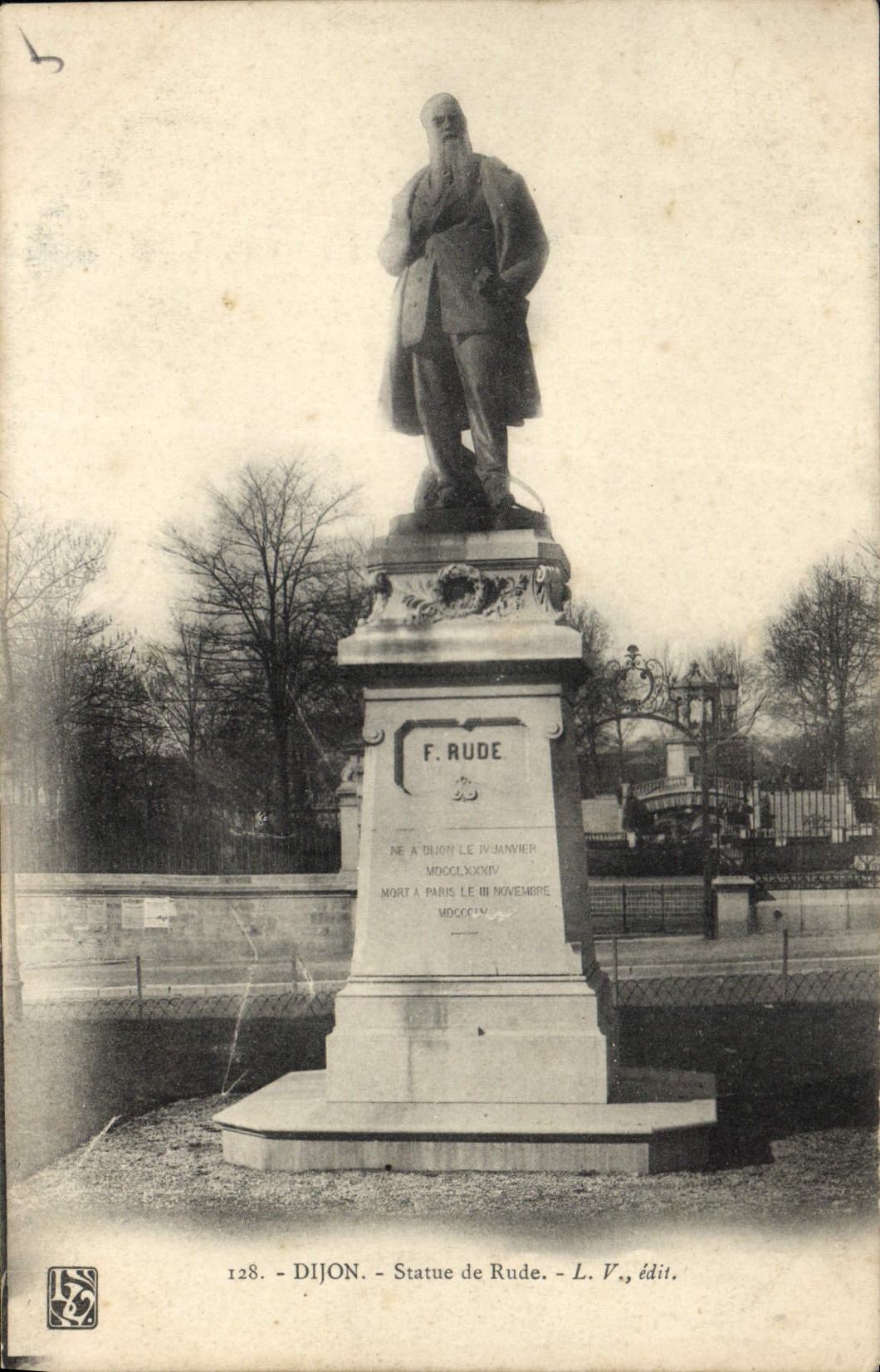 CPA Dijon Statue de Rude 