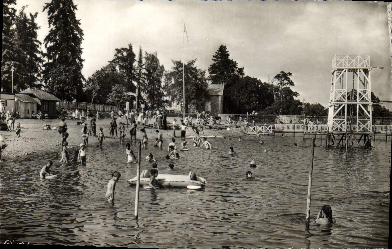 CPA Lac de Pont Cote d'Or La Plage 