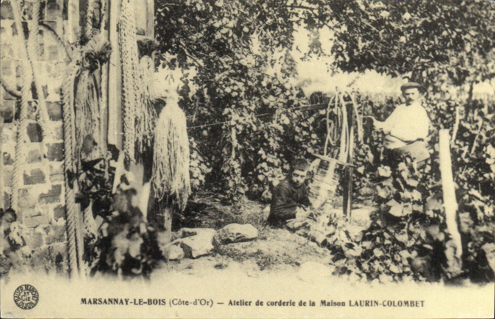 REPRO Marsannay le Bois Cote d'Or Atelier de corderie de la Maison Laurin Colombet