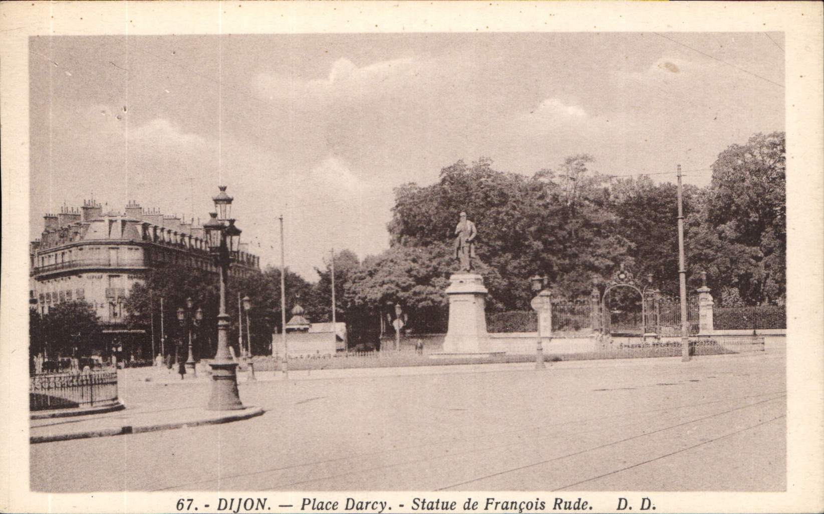 CPA Dijon Place Darcy Statue de Francois Rude 