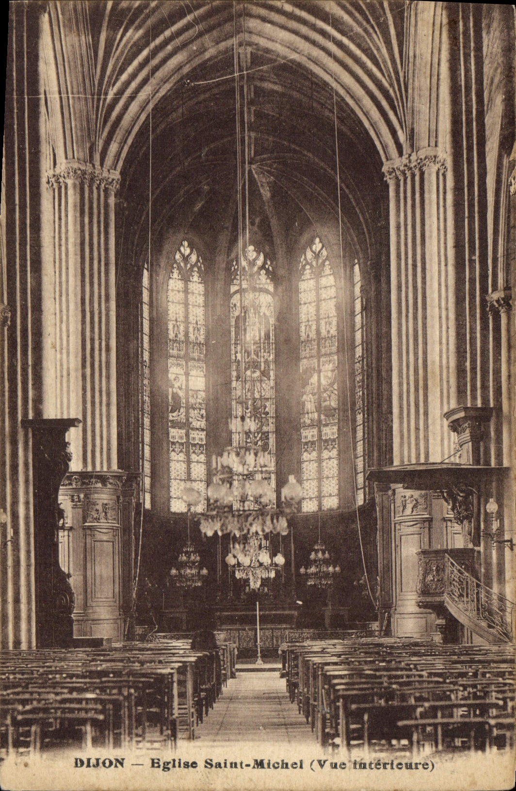CPA Dijon Eglise Saint Michel Vue interieure 