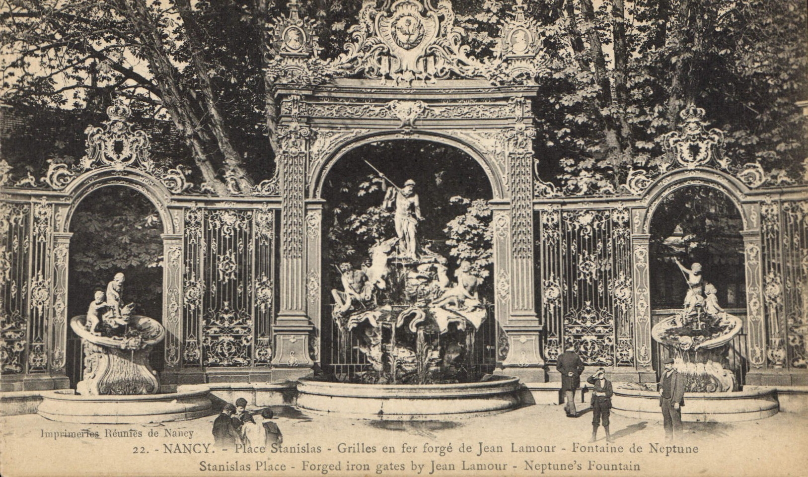 CPA Nancy Place Stanislas Grilles en fer forge du Jean Lamour
