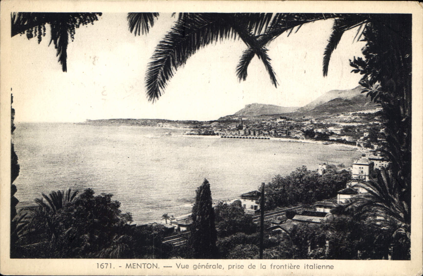 CPA Menton Vue generale prise de la frontiere Italienne