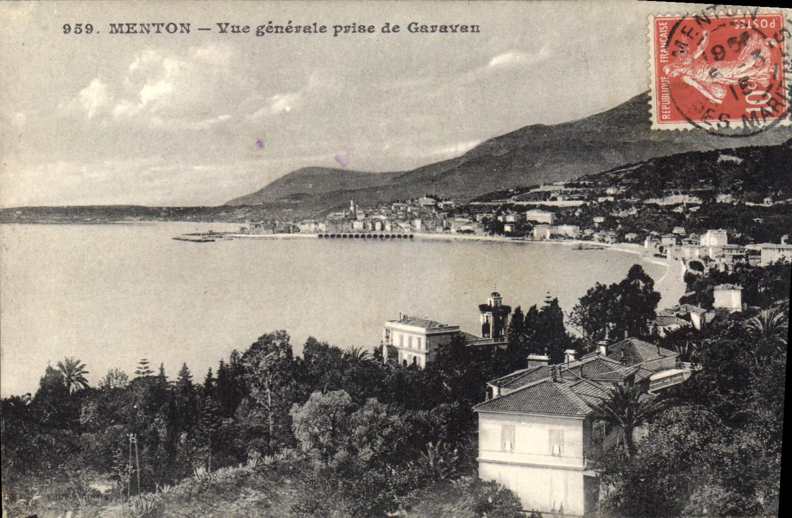 CPA Menton Vue generale prise de Garavan