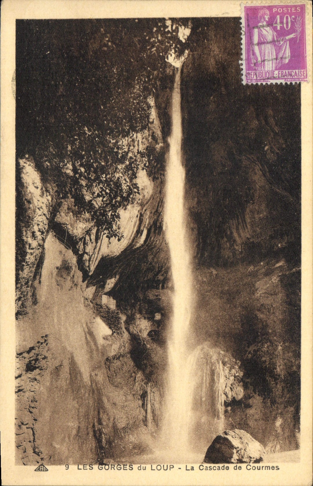 CPA Les Gorges du Loup La Cascade de Courmes 
