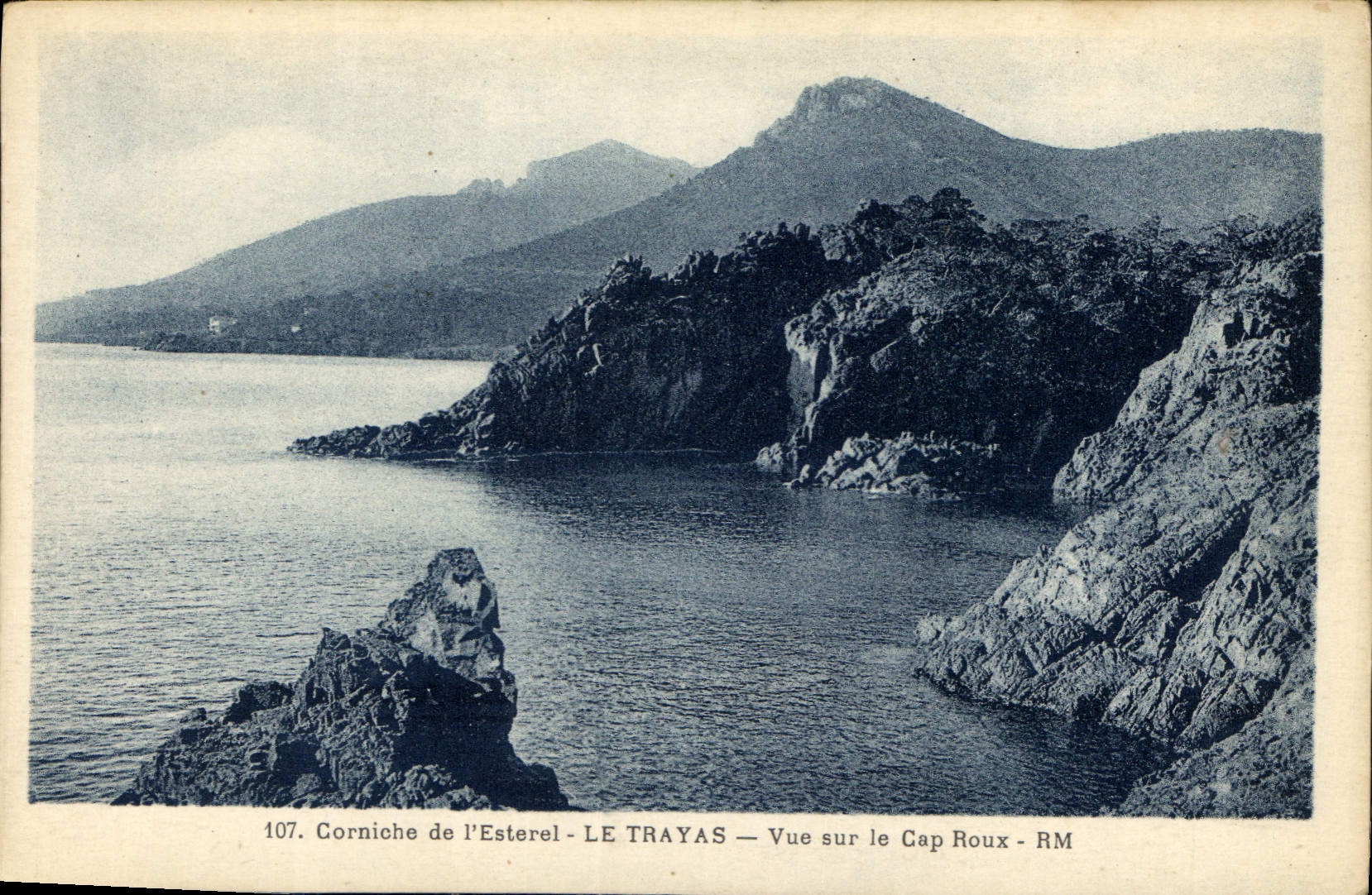 CPA Corniche de l'Esterel Le Trayas Vue sur le Cap Roux
