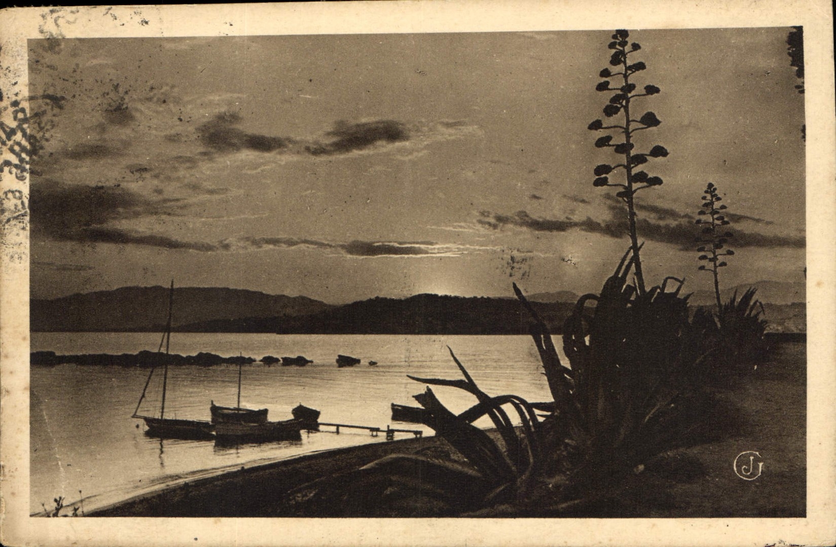 CPA Cannes Coucher de soleil sur la Croisette 