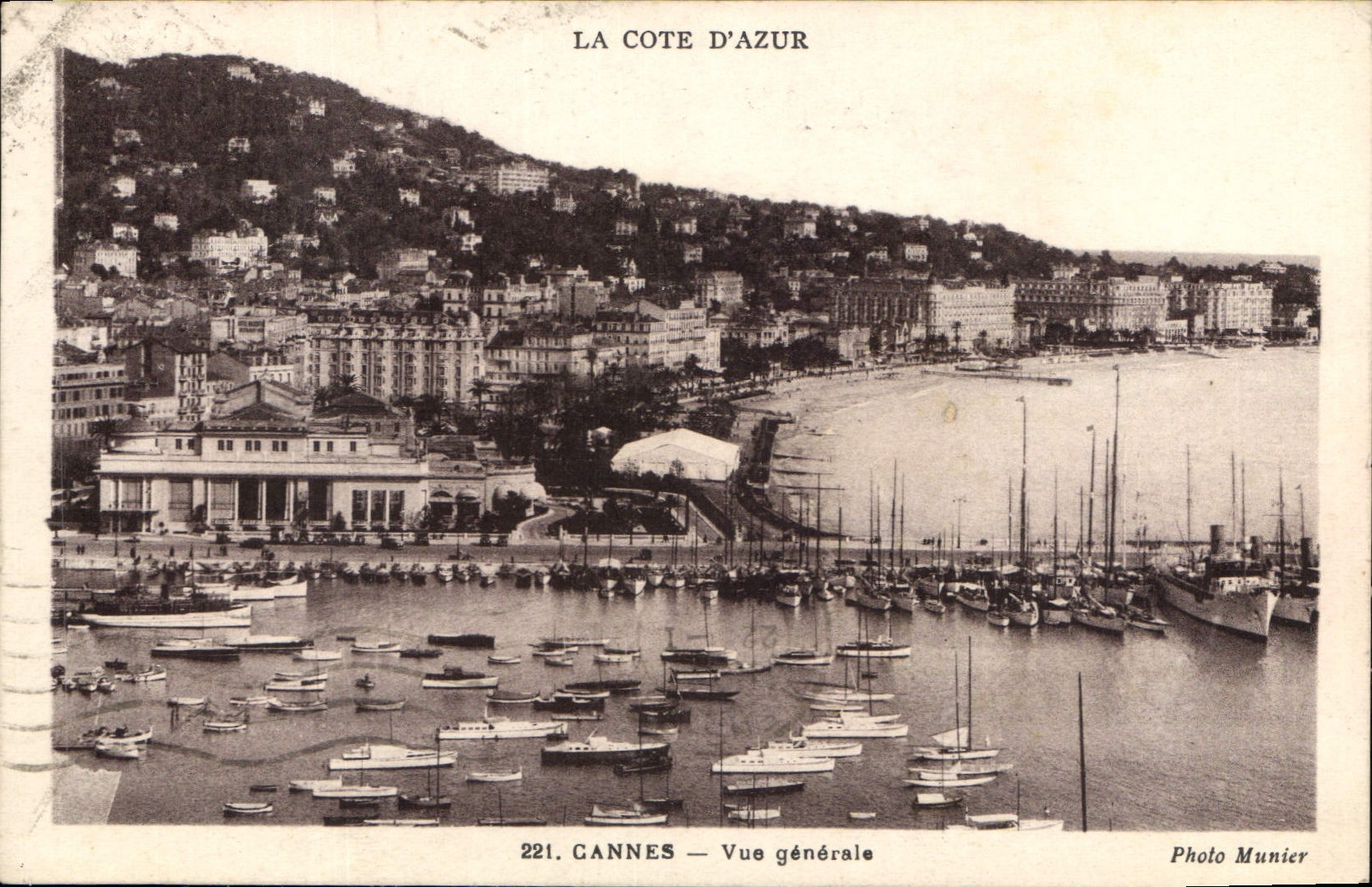 CPA Cannes Vue generale 