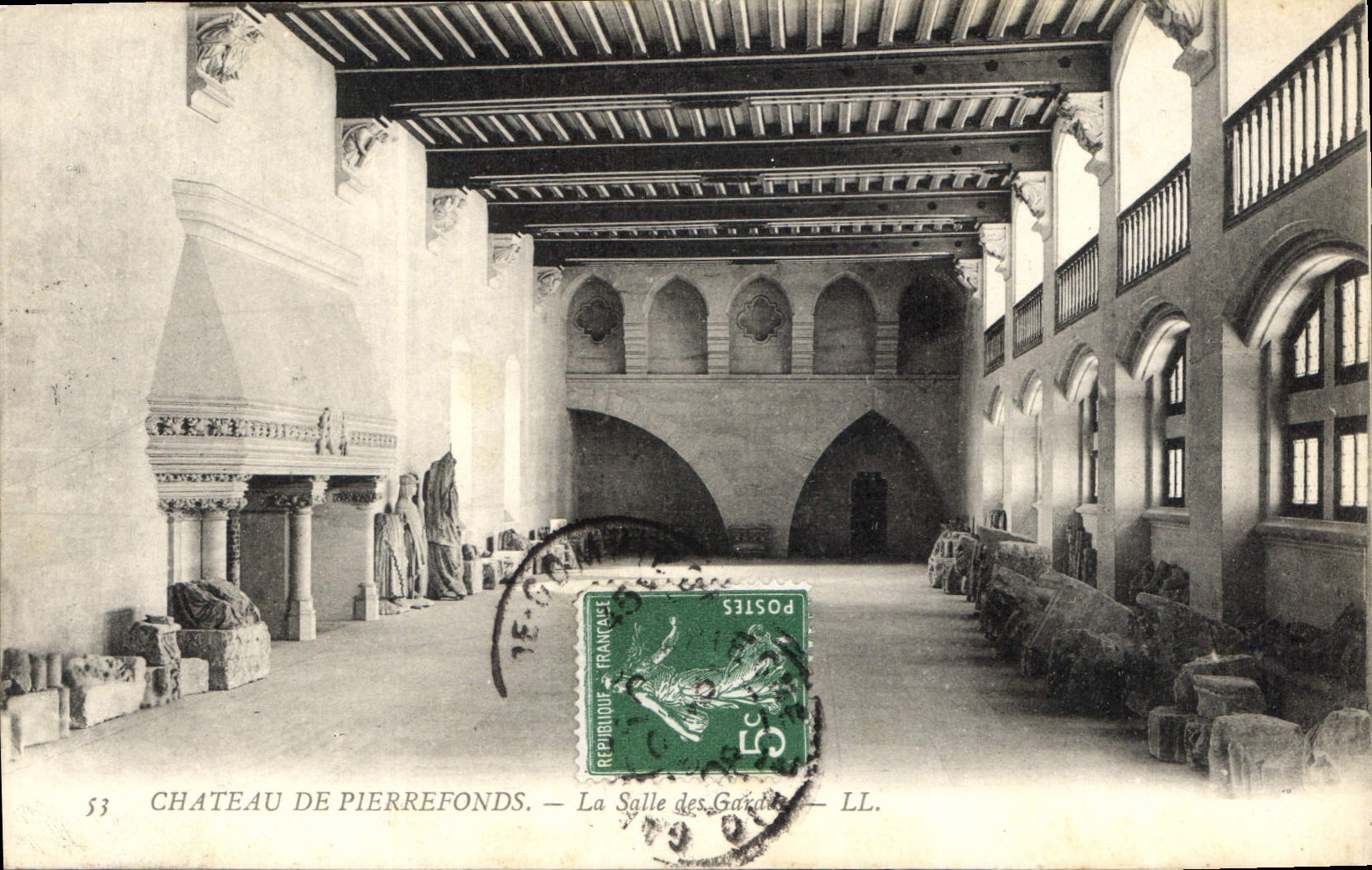 CPA Chateau de Pierrefonds La Salle des gardes