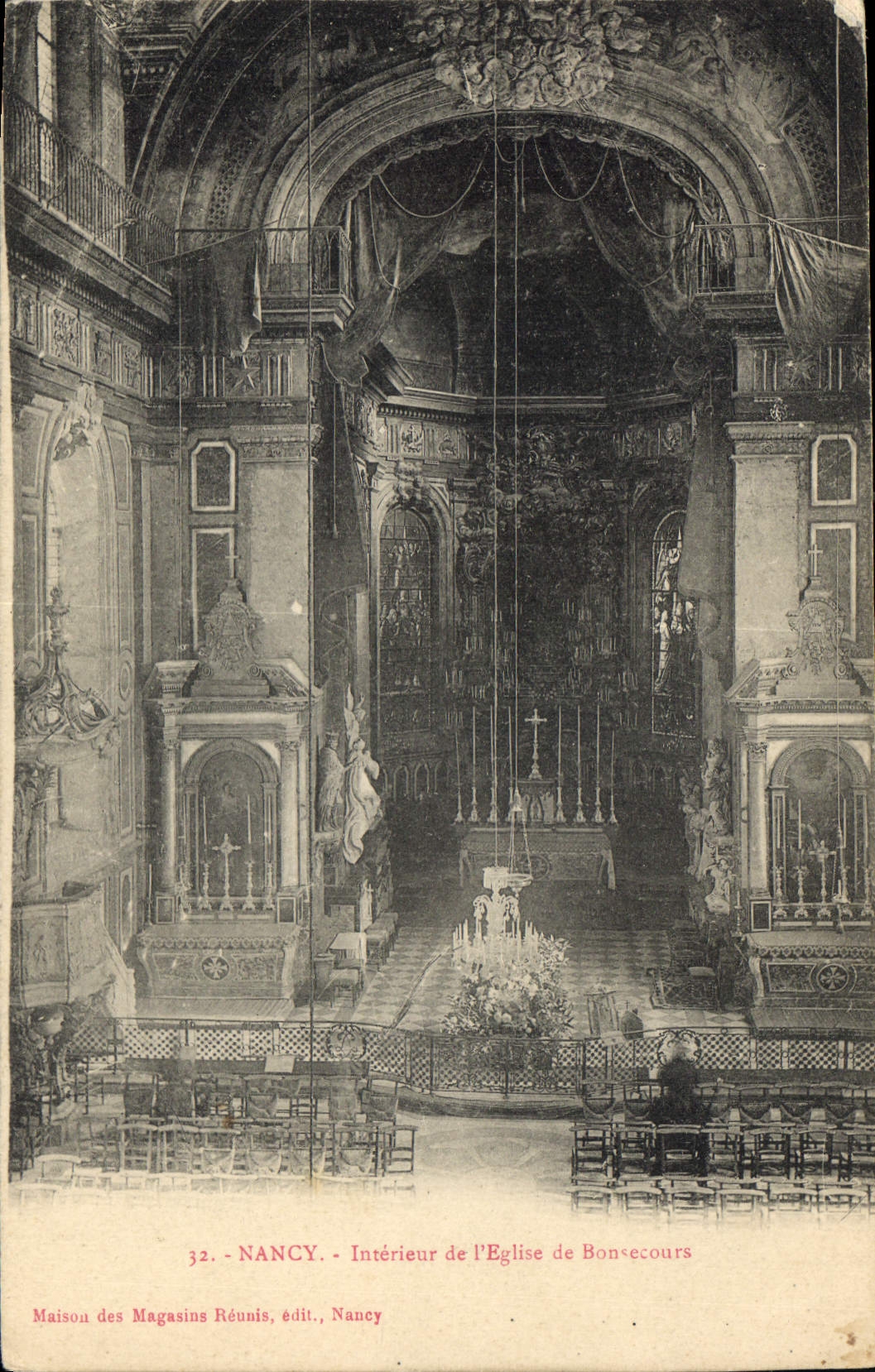 CPA Nancy Interieur de l'Eglise de Bonsecours 