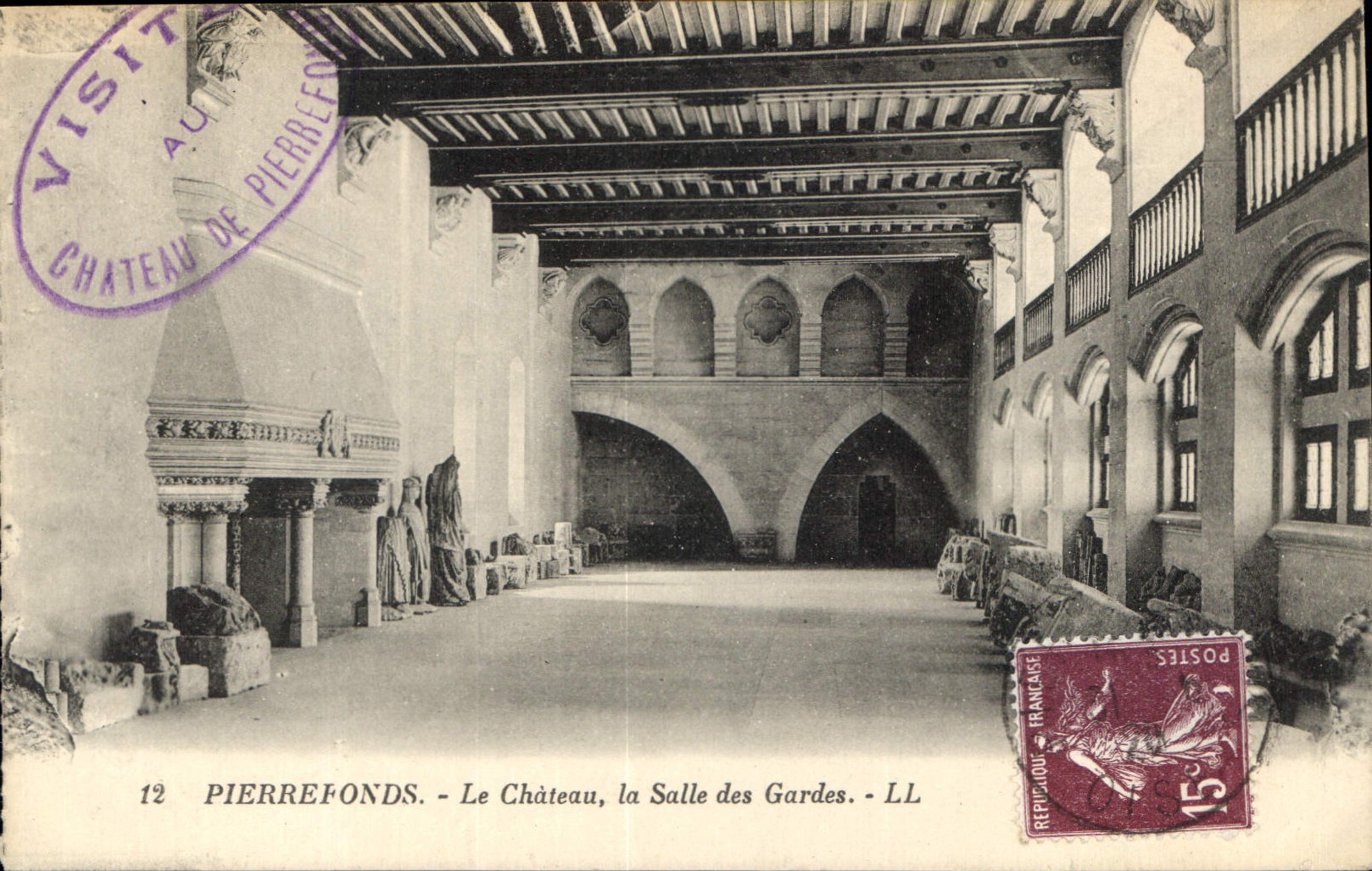 CPA Pierrefonds Le Chateau la Salle des Gardes