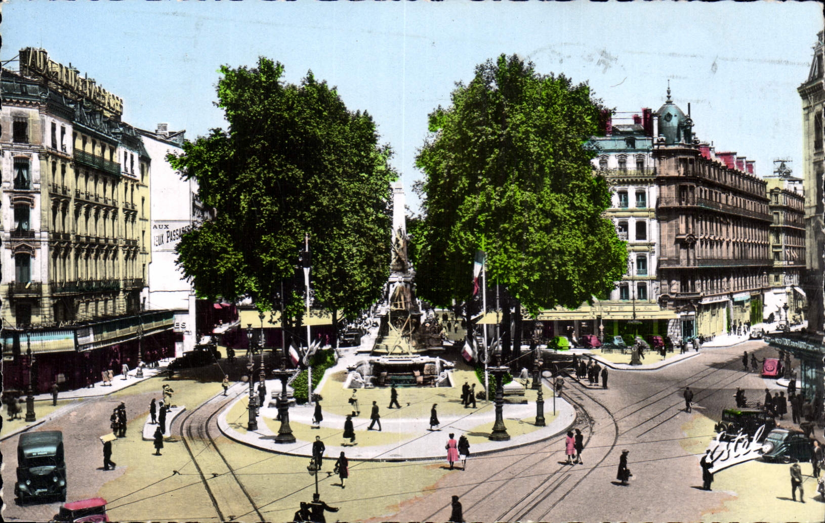 CPA Lyon Place de la Republique 