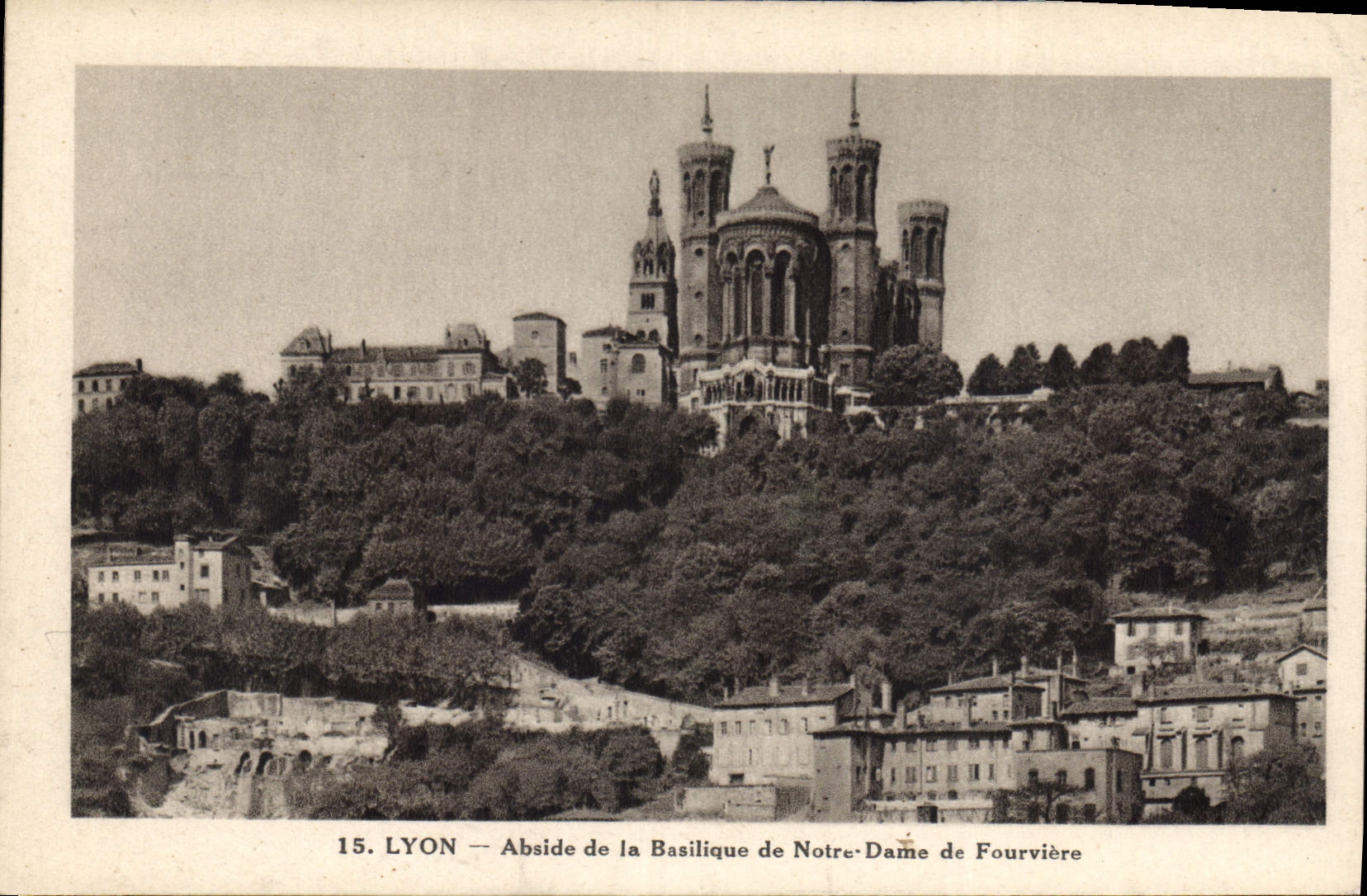 CPA Lyon Abside de la Basilique de Notre Dame de Fourviere