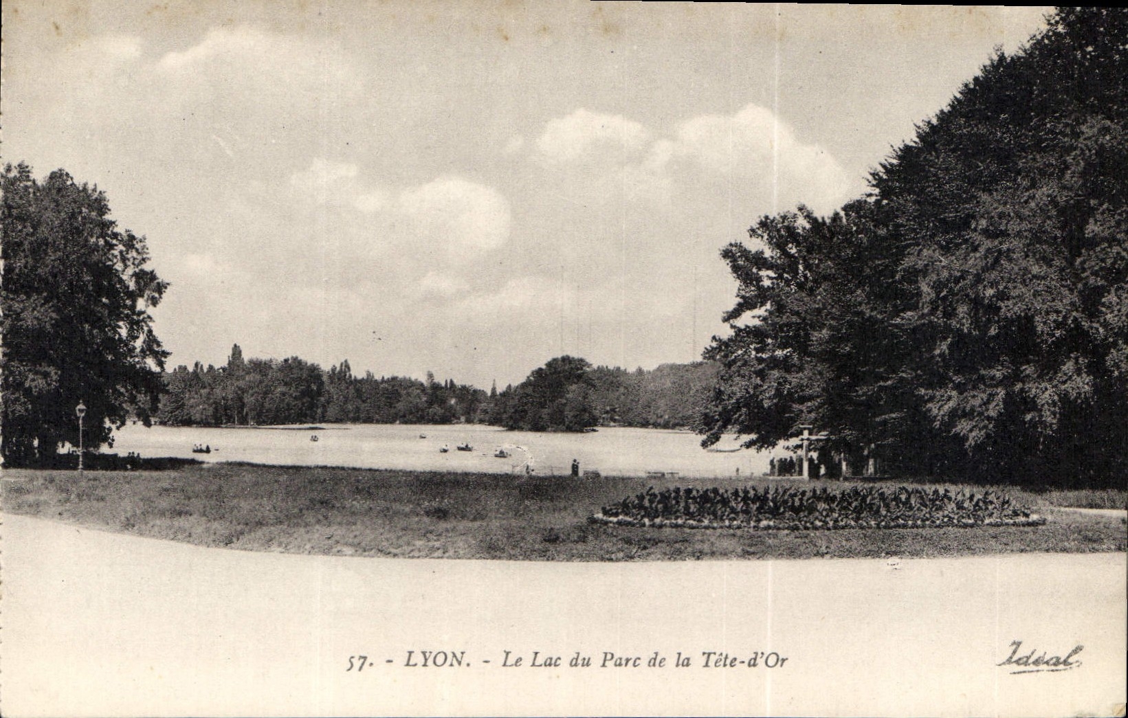 CPA Lyon Le Lac du Parc de la Tete d'Or 