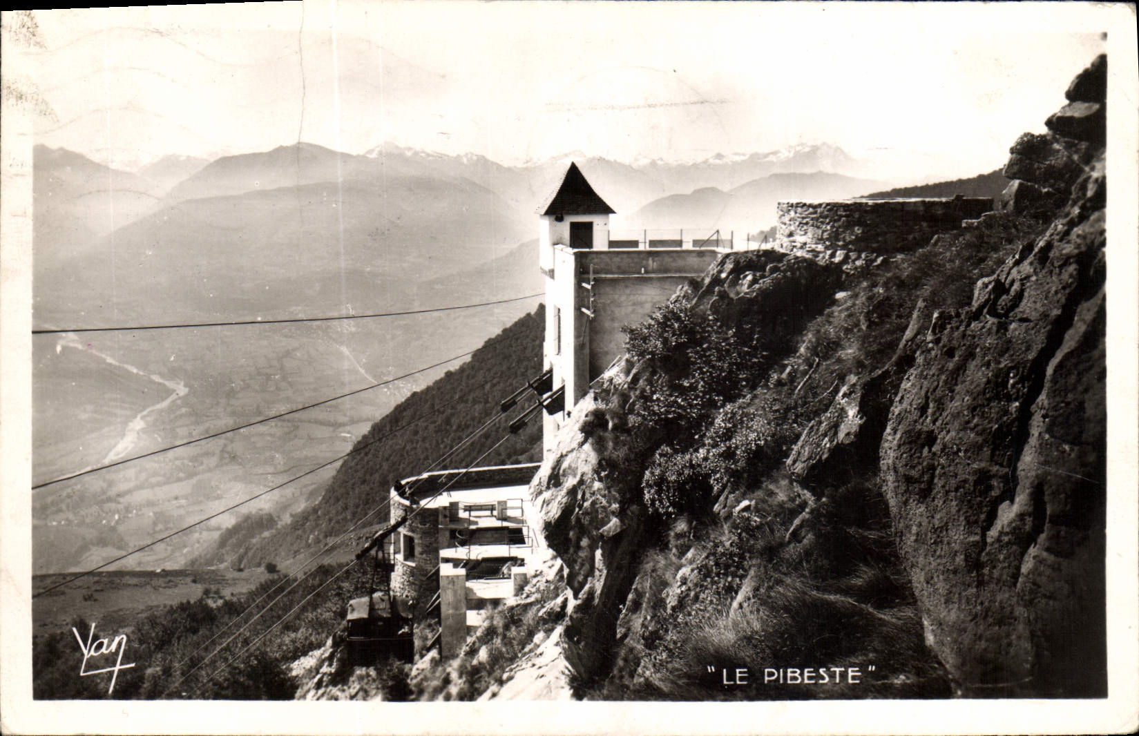 CPA Lourdes La Pibeste La Montagne Enchantee 