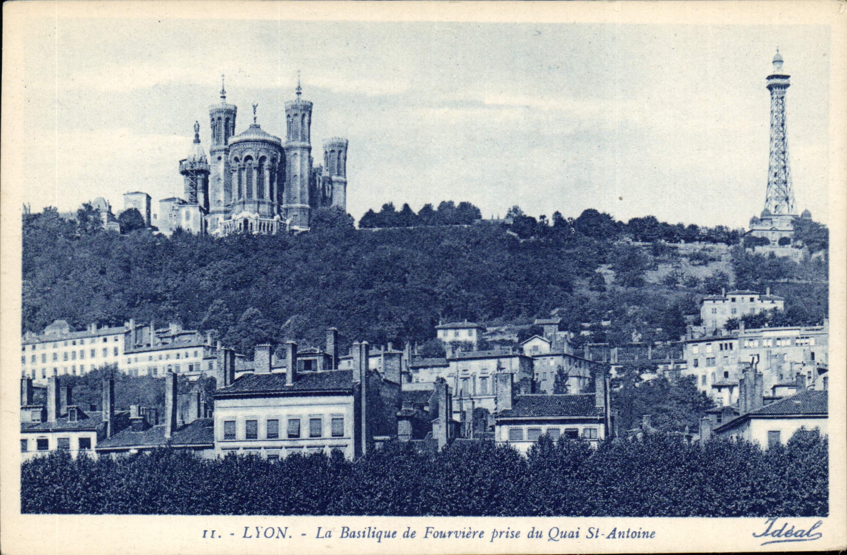 CPA Lyon La Basilique de Fourviere prise du Quai St Antoine
